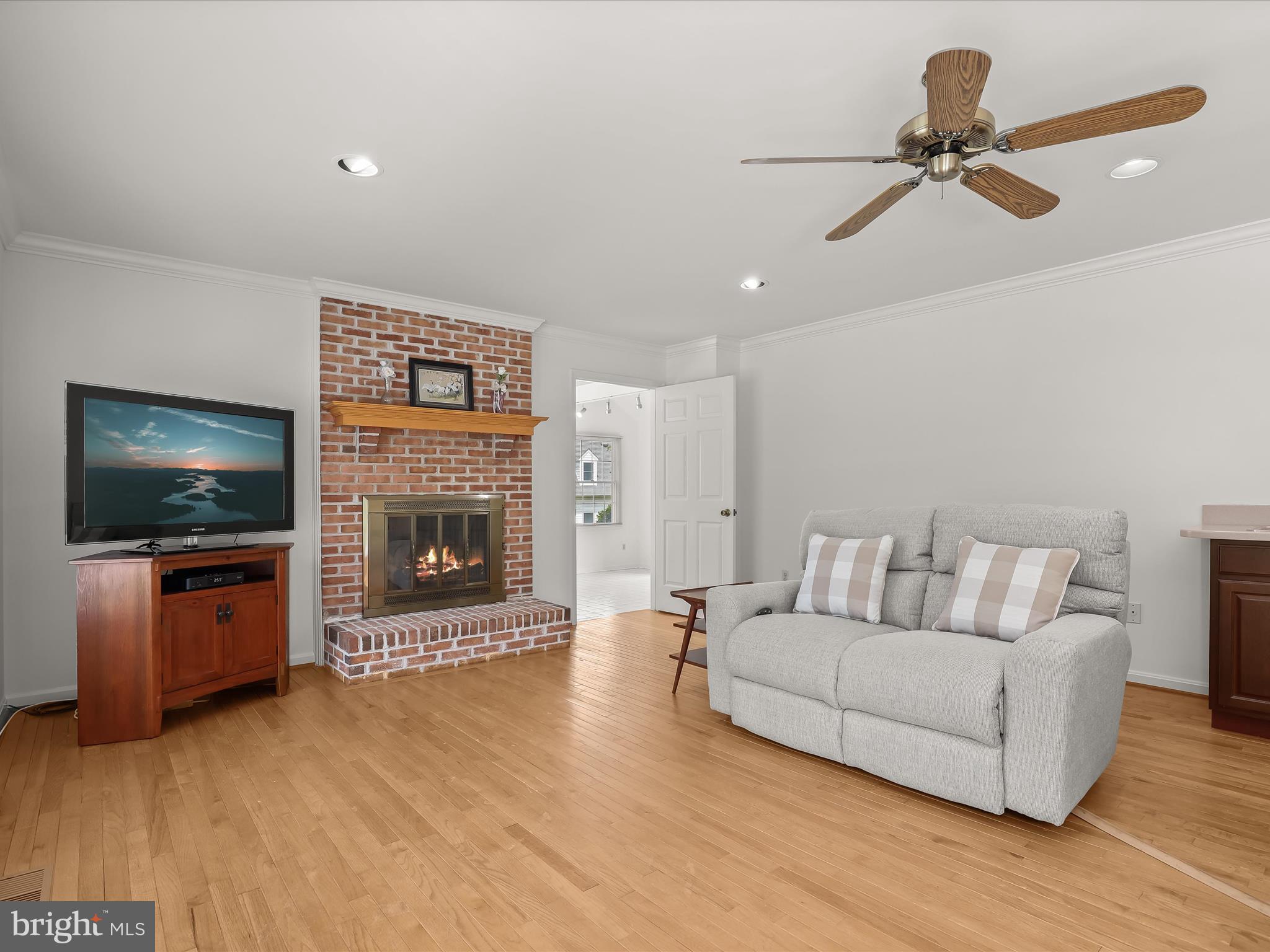 WESTSIDE - Residential