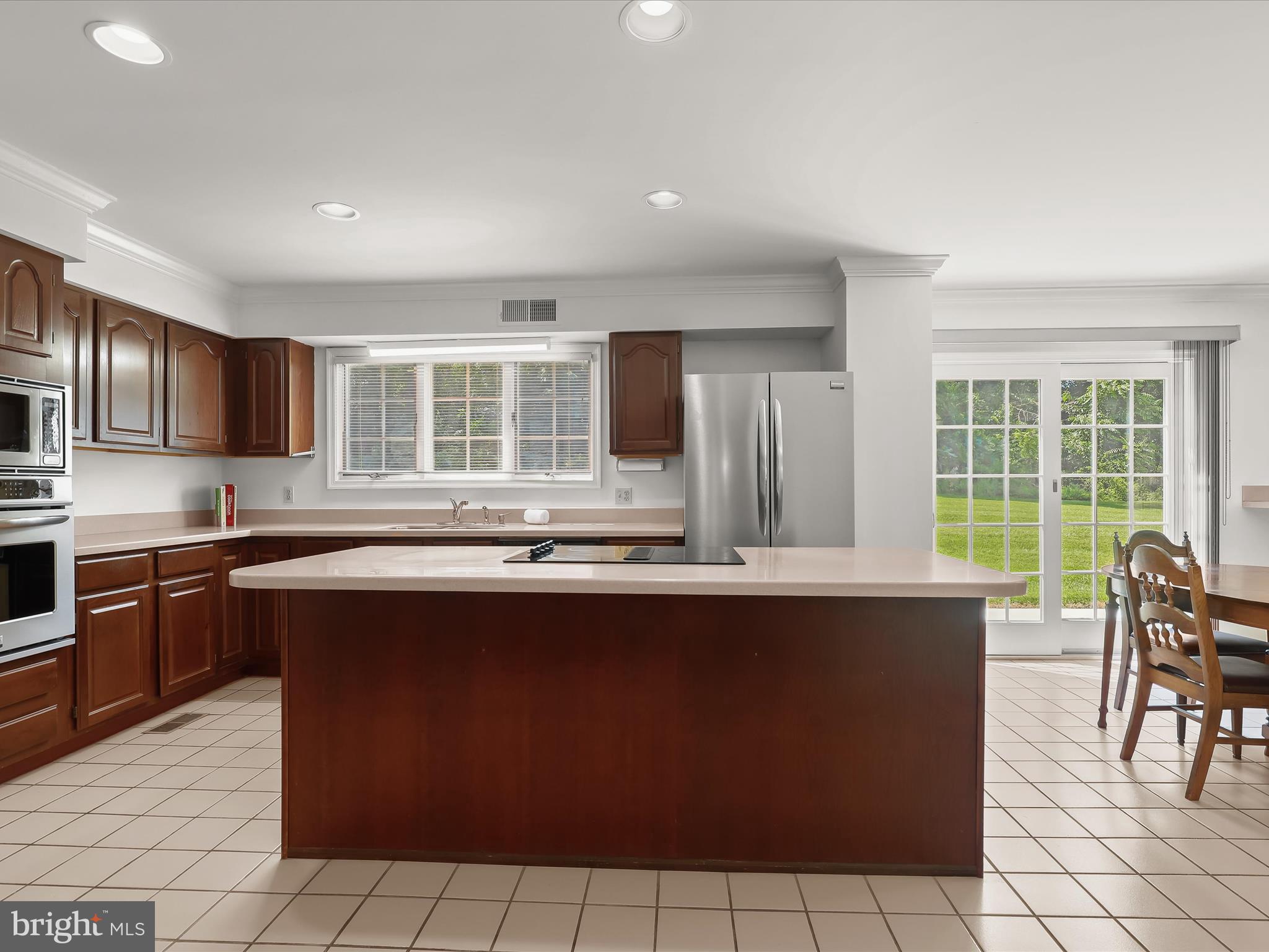 WESTSIDE - Residential