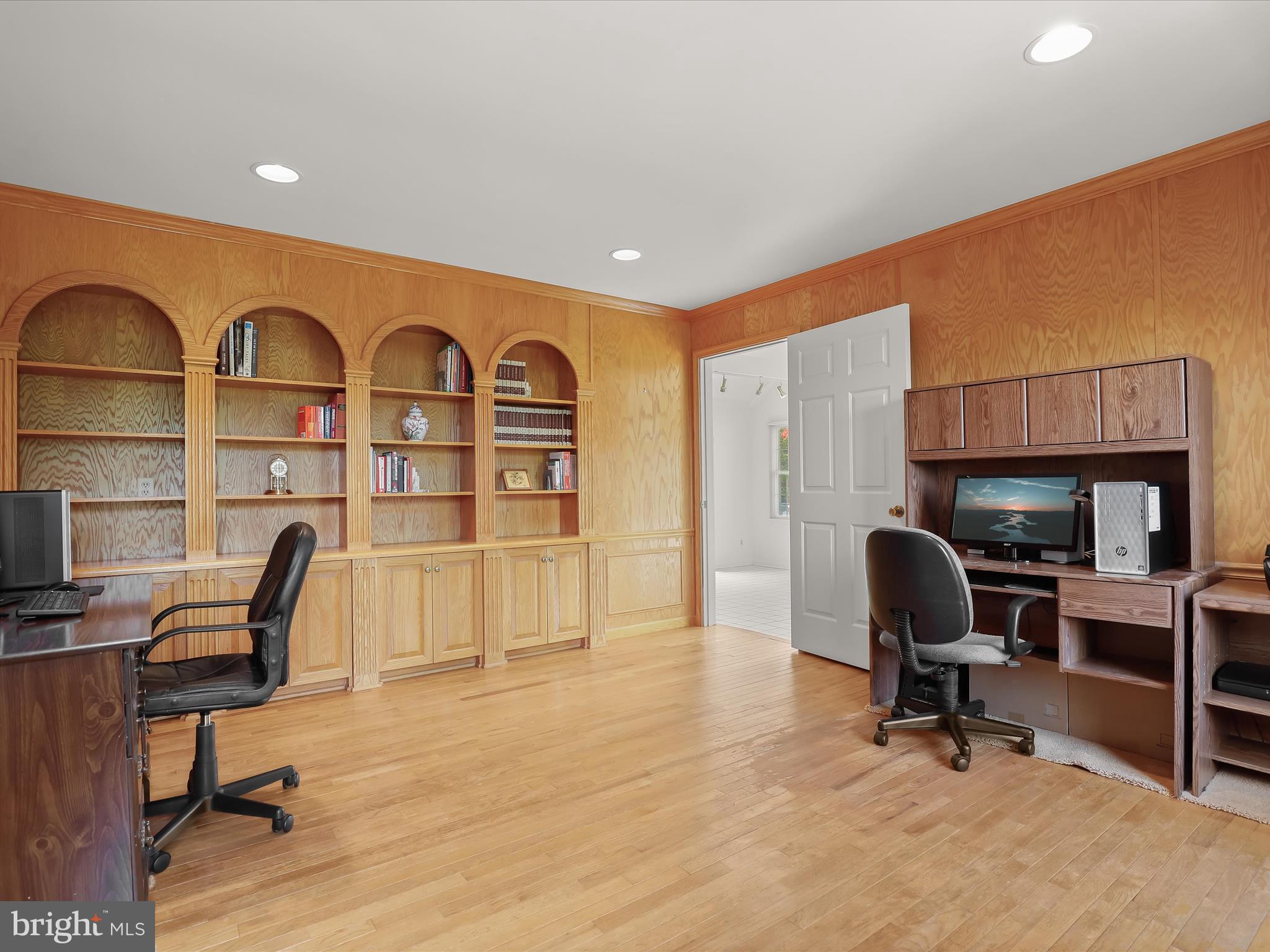 WESTSIDE - Residential