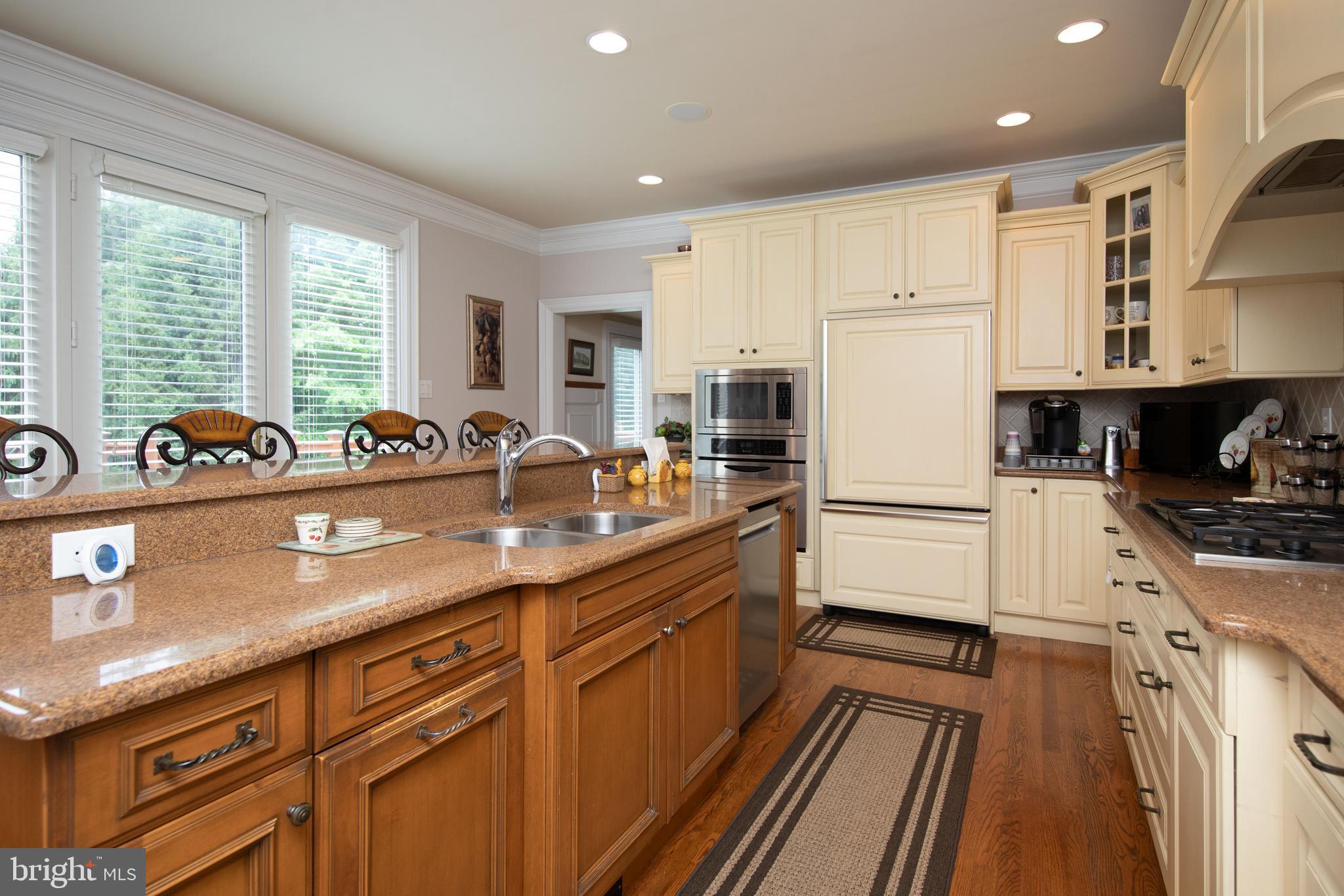 GREYSTONE - Residential