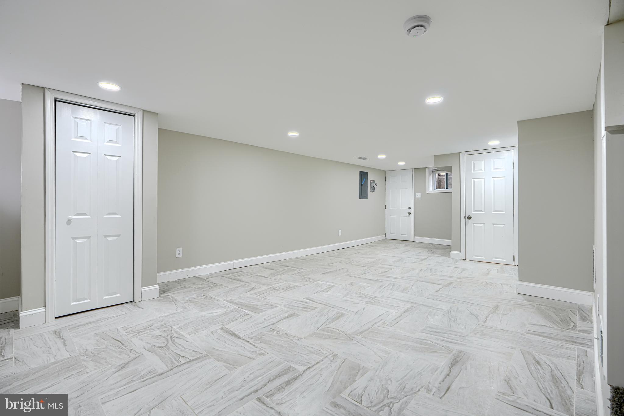 EDMONDSON VIILLAGE - Residential