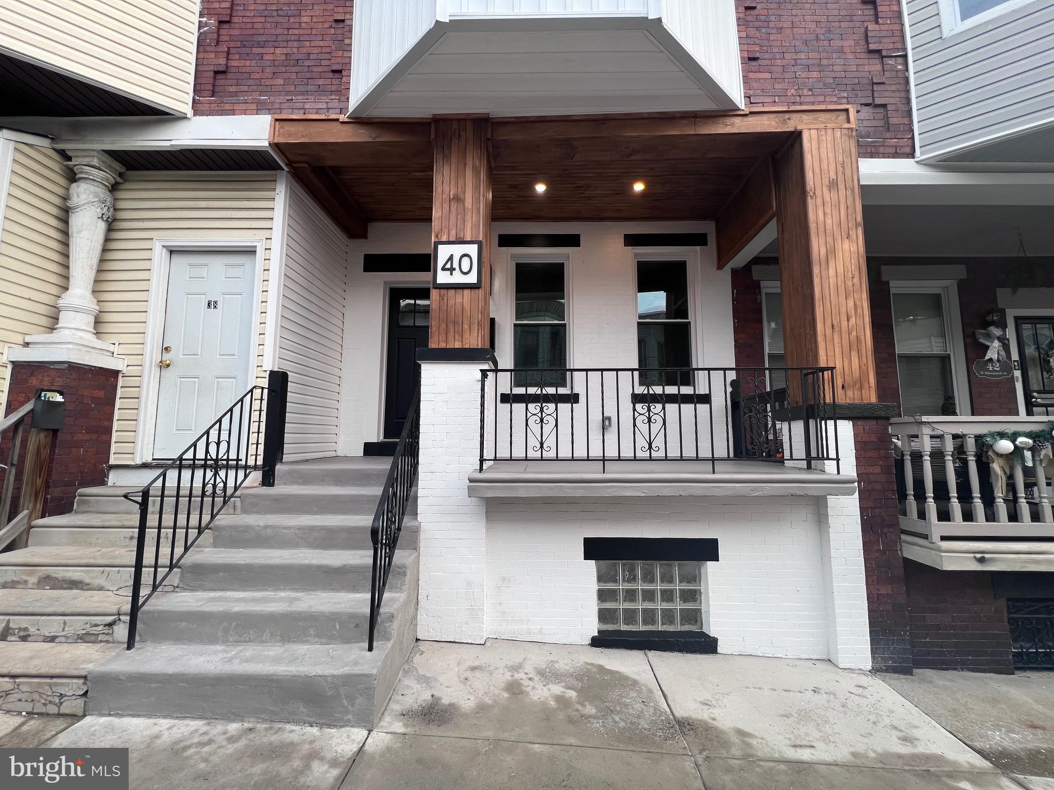 40 W SHARPNACK STREET