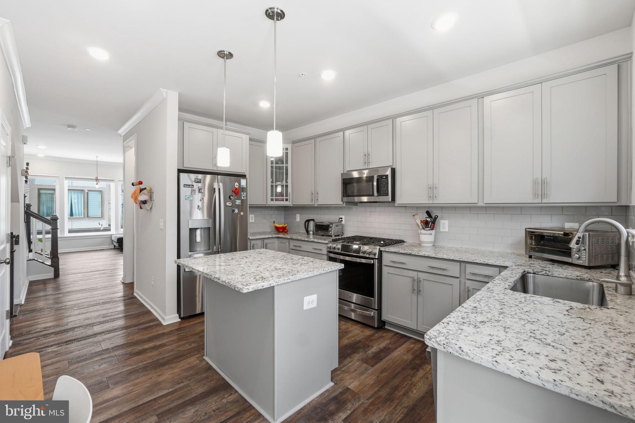 WESTSIDE AT SHADY GROVE - Residential