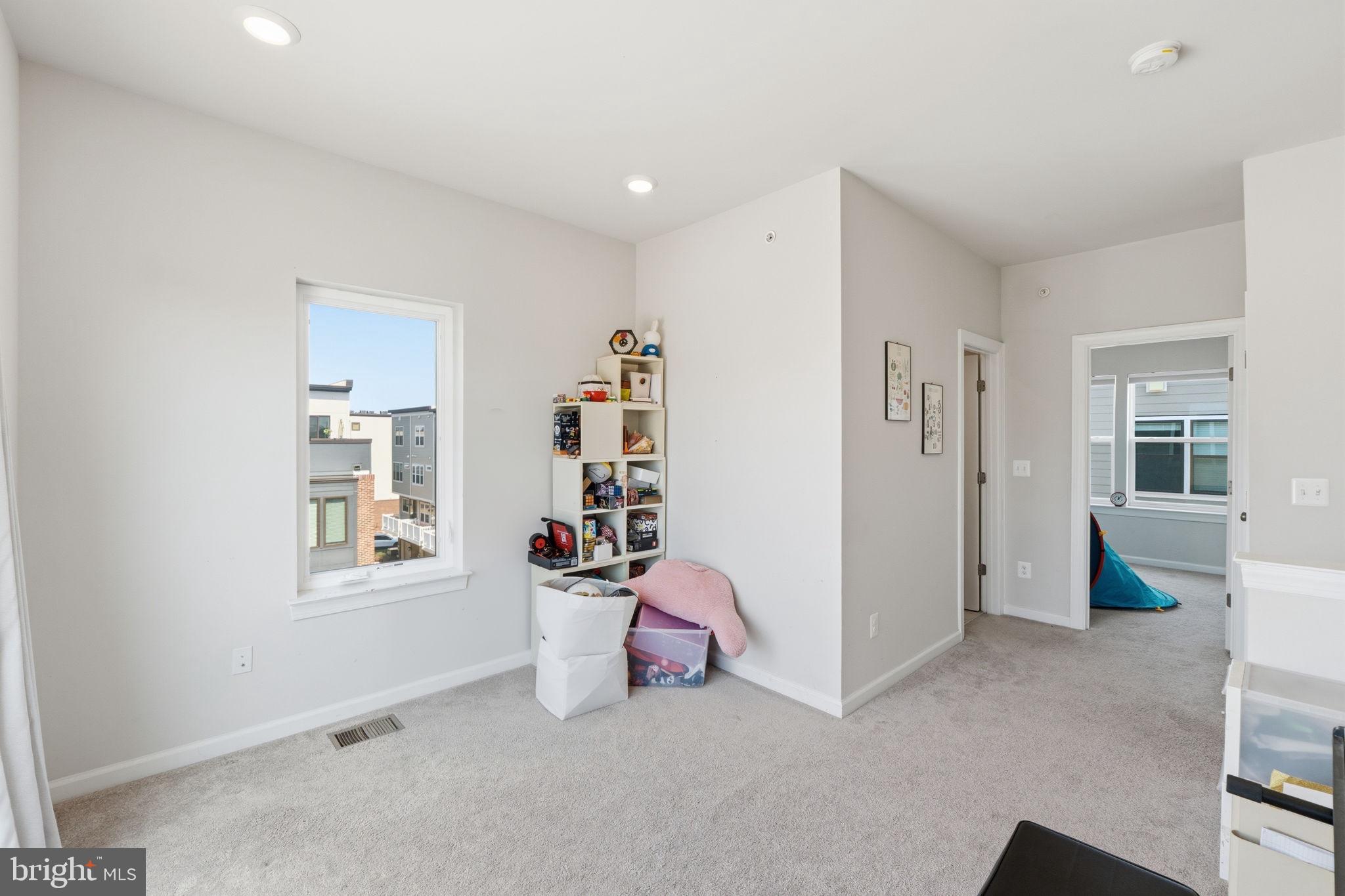 WESTSIDE AT SHADY GROVE - Residential