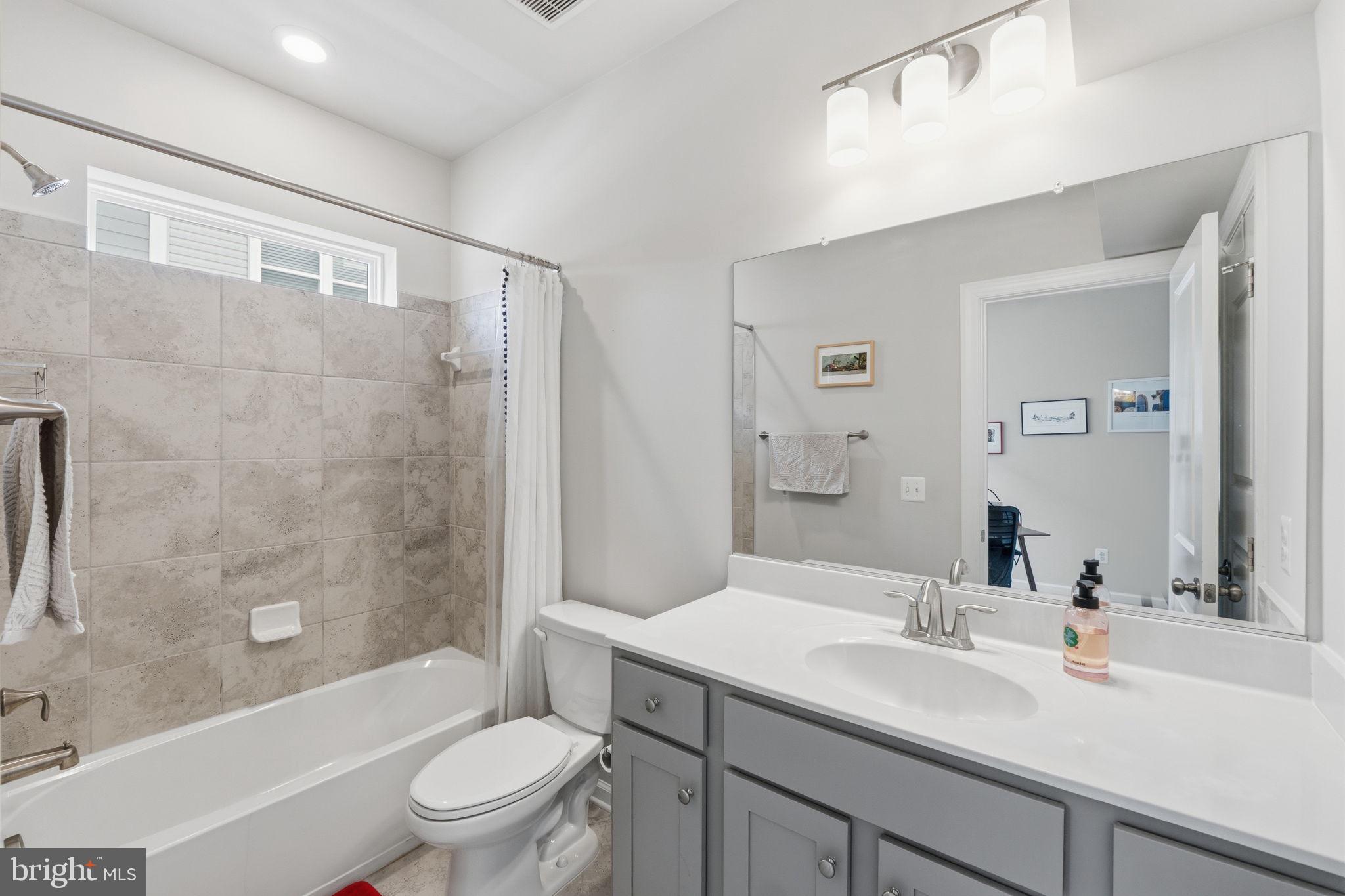 WESTSIDE AT SHADY GROVE - Residential