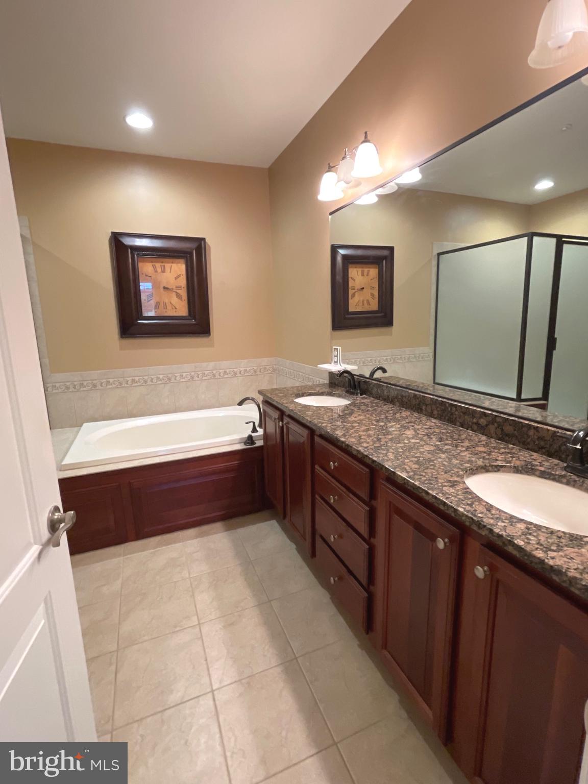 BULLE ROCK - Residential