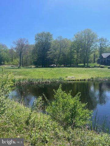 COVINGTON LAKES DRIVE