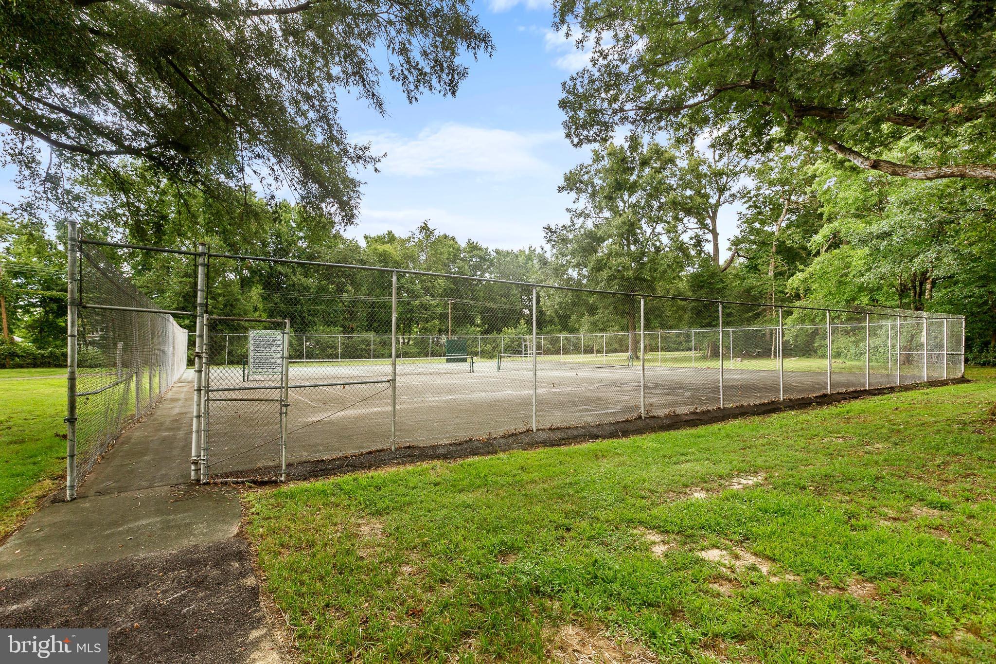 MEADOWBROOK AT BELAIR - Residential