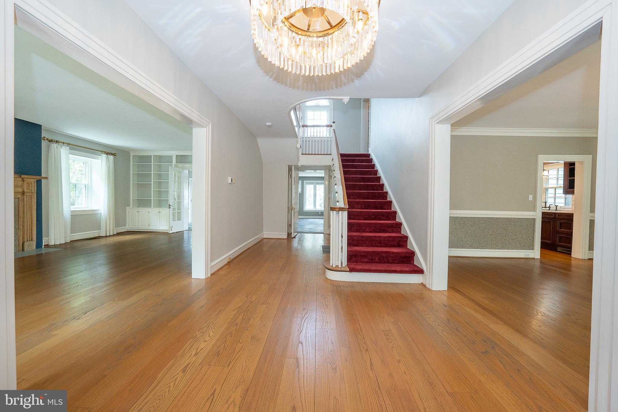 101 E BROOKHAVEN ROAD