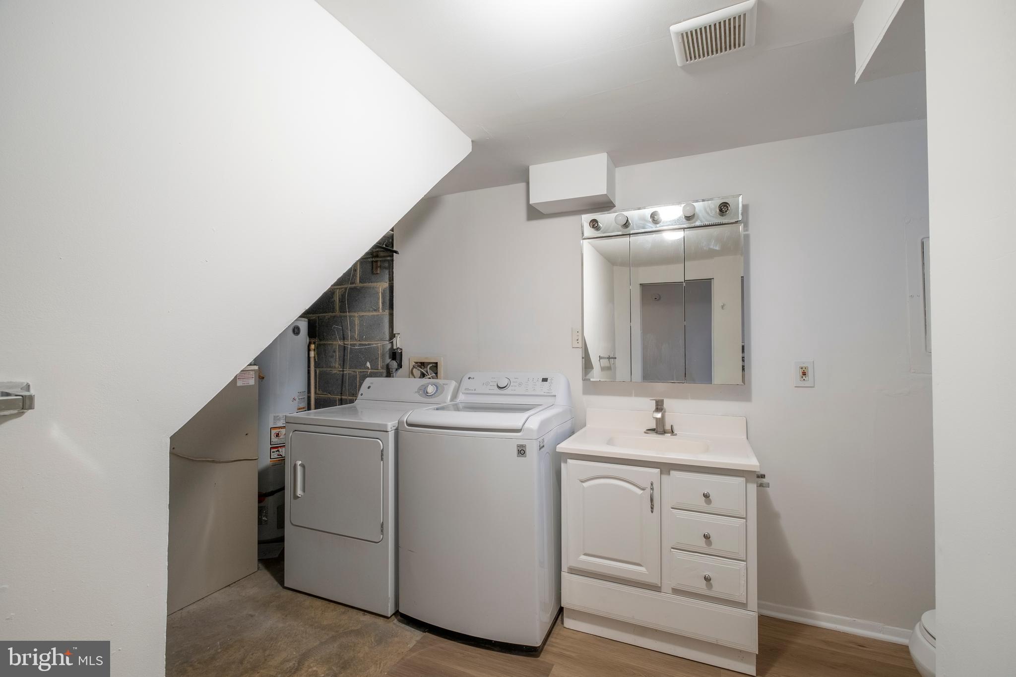 ASPEN HILL PARK - Residential