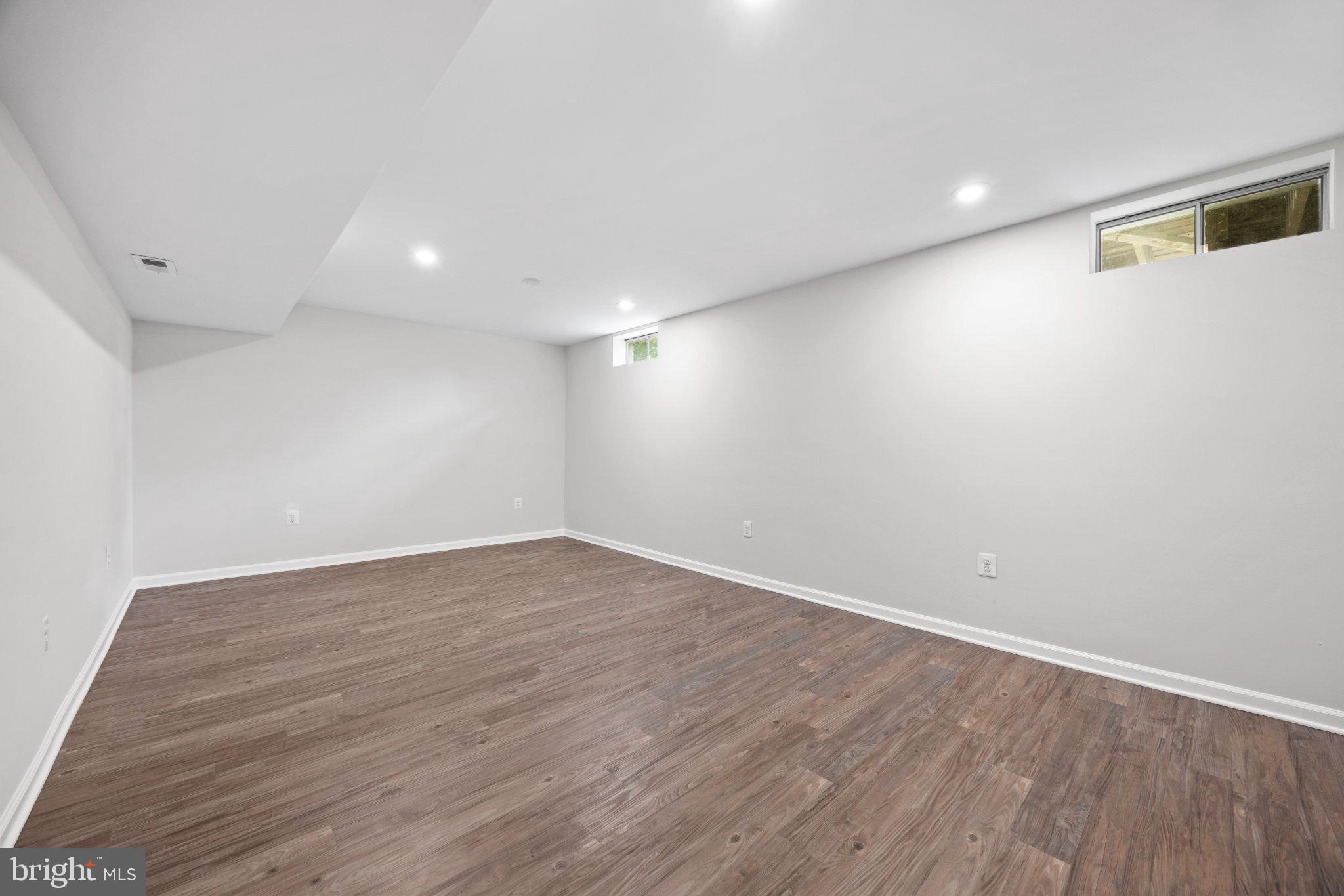JOHNSON ESTATES - Residential
