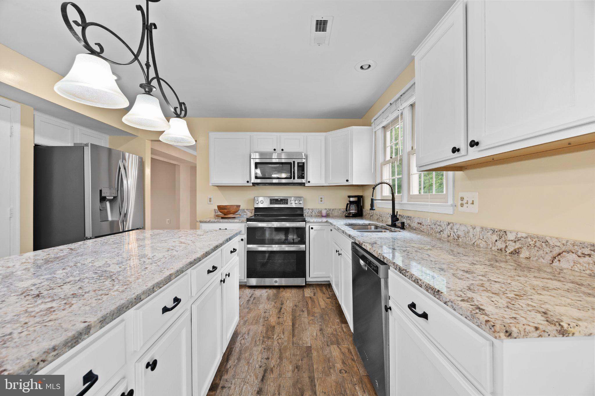 JOHNSON ESTATES - Residential