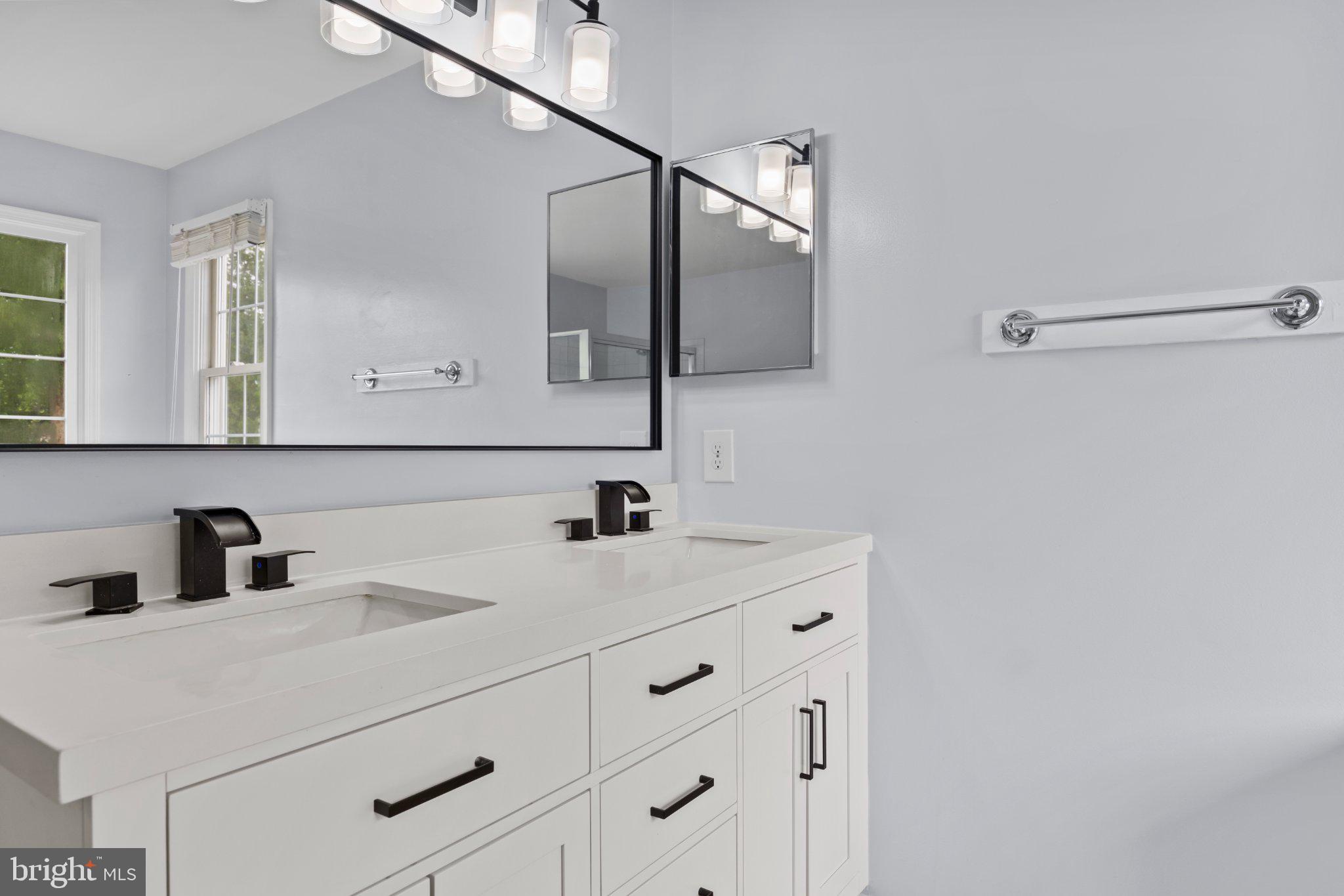 JOHNSON ESTATES - Residential