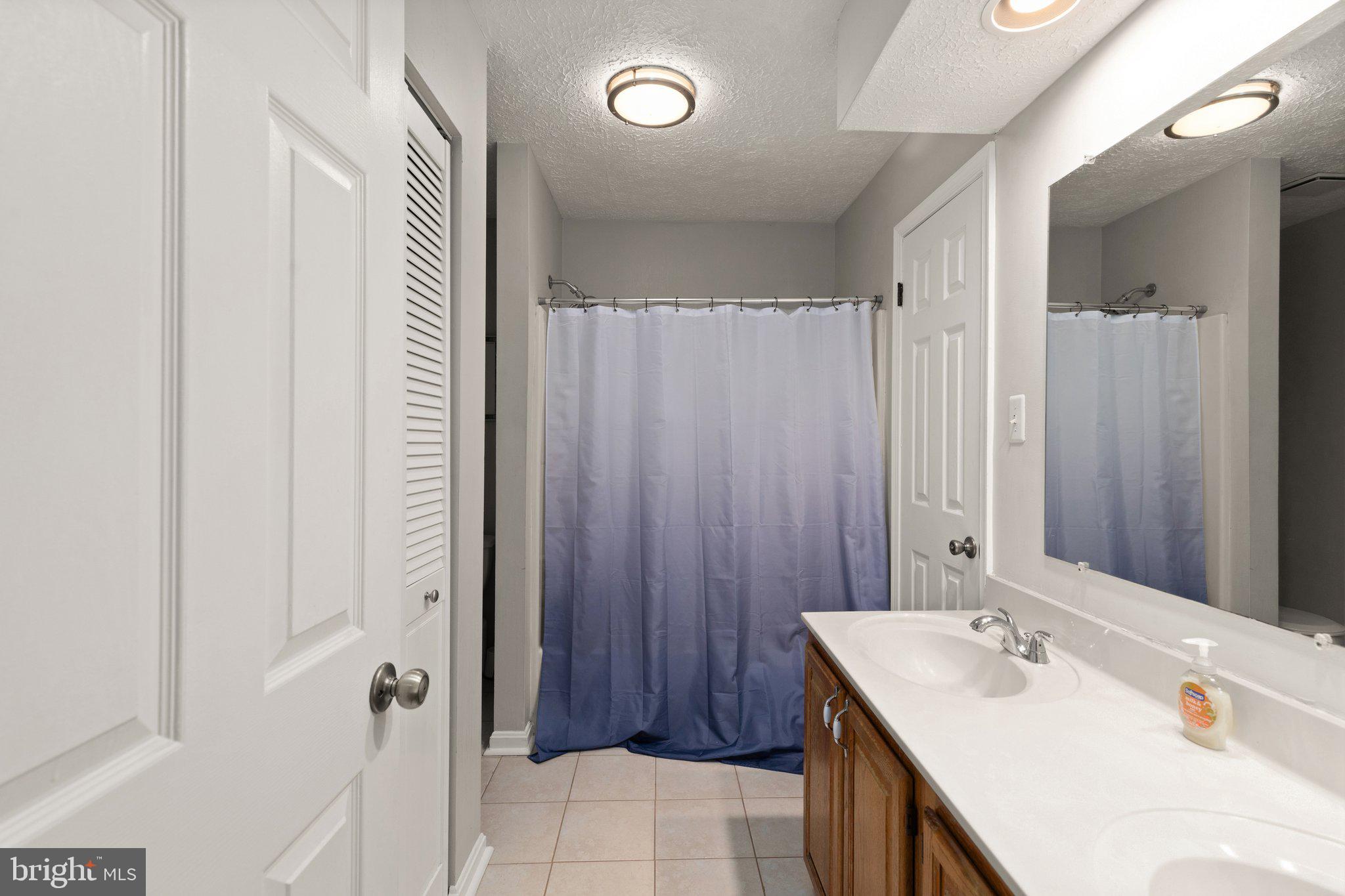 GILMER WOODS - Residential