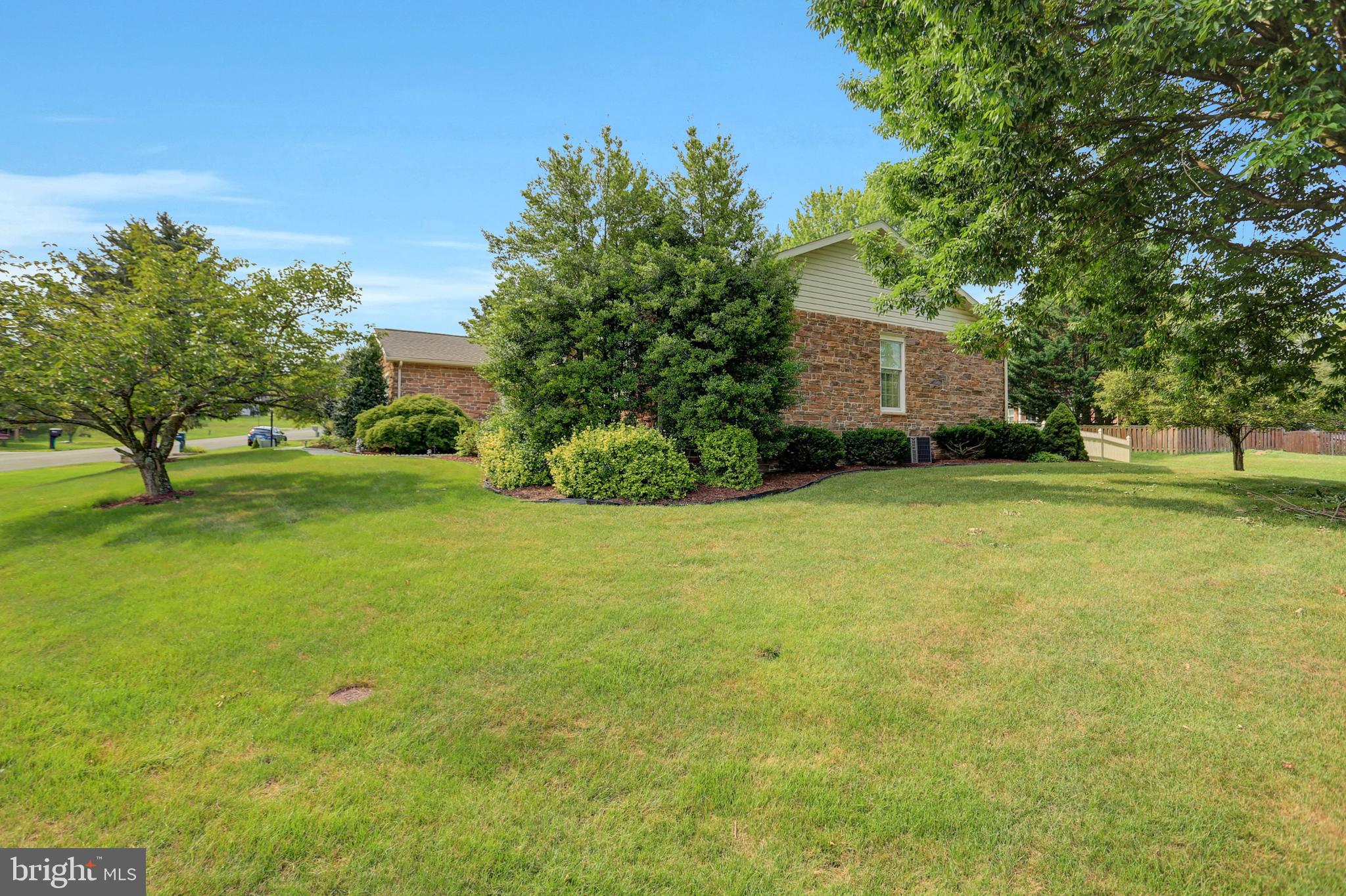 WOODCREST - Residential