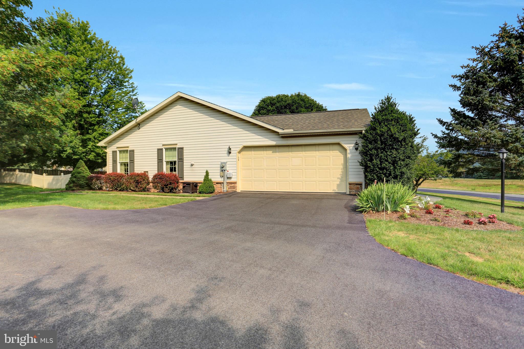 WOODCREST - Residential