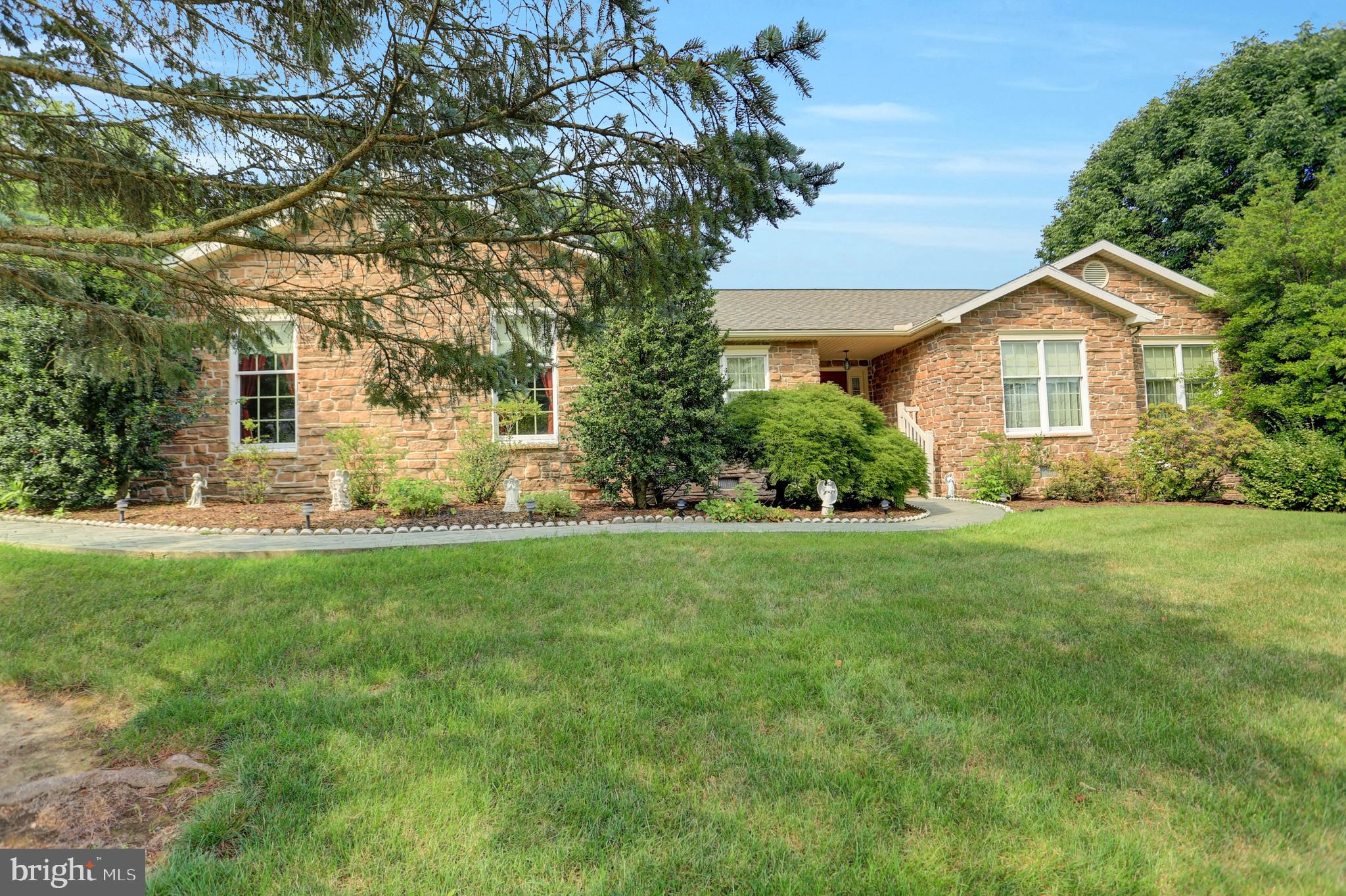 WOODCREST - Residential