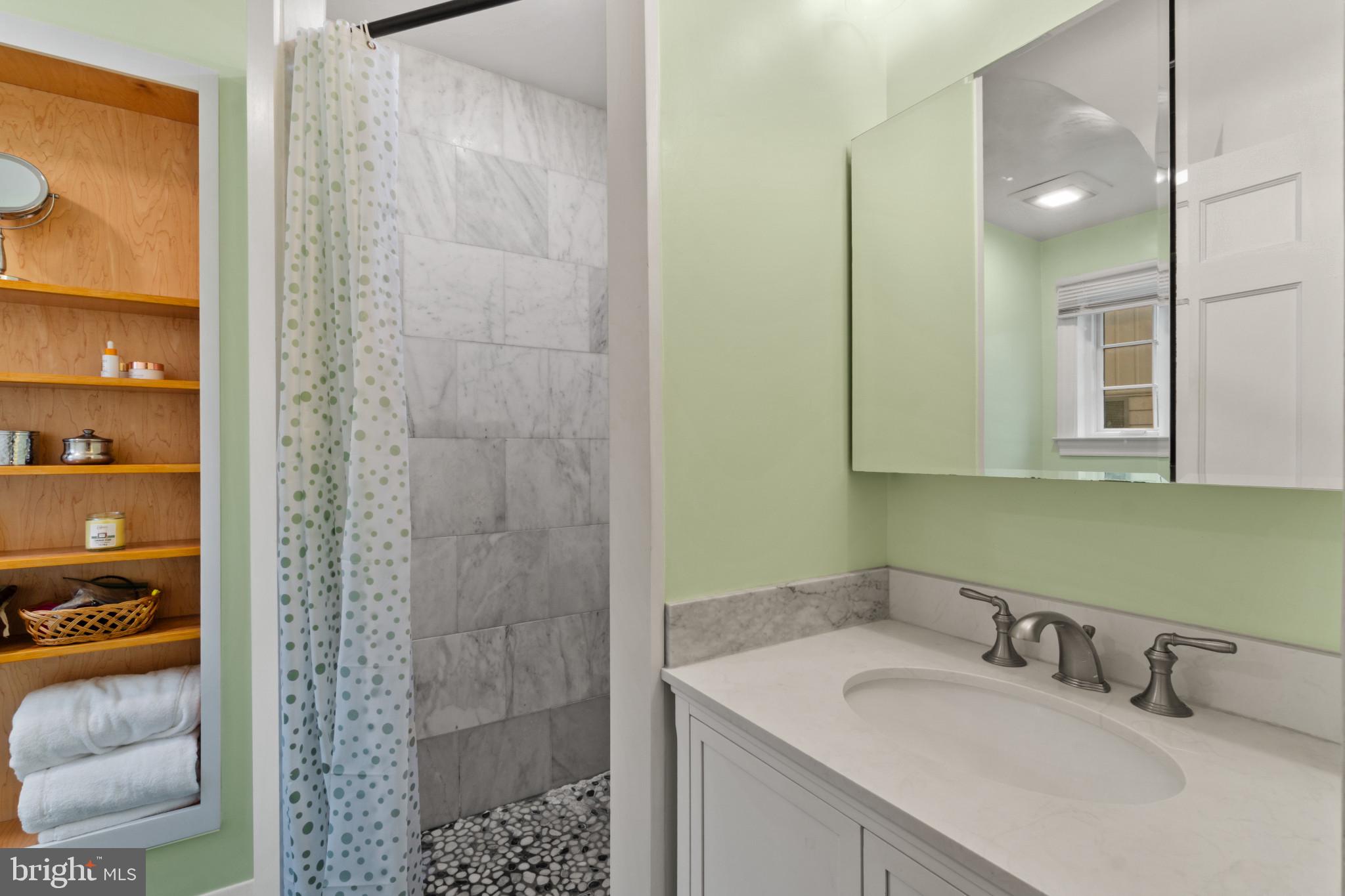 HOMELAND HISTORIC DISTRICT - Residential