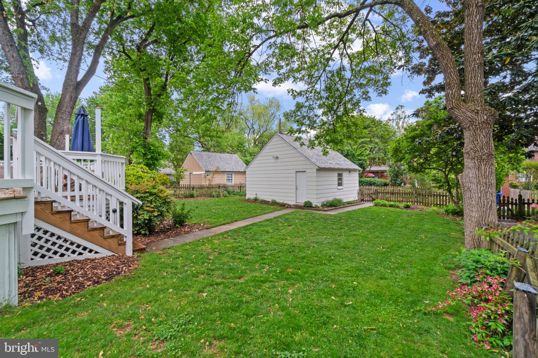 HOMELAND HISTORIC DISTRICT - Residential