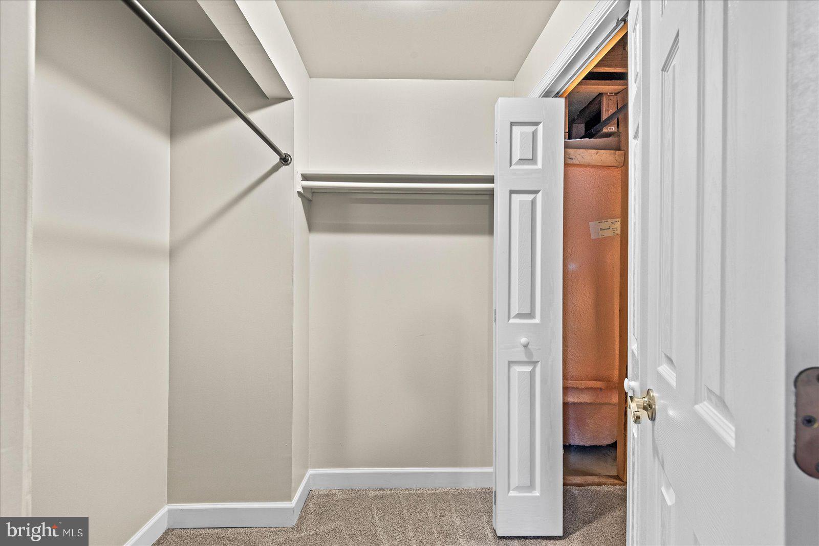 SLEEPY HOLLOW - Residential