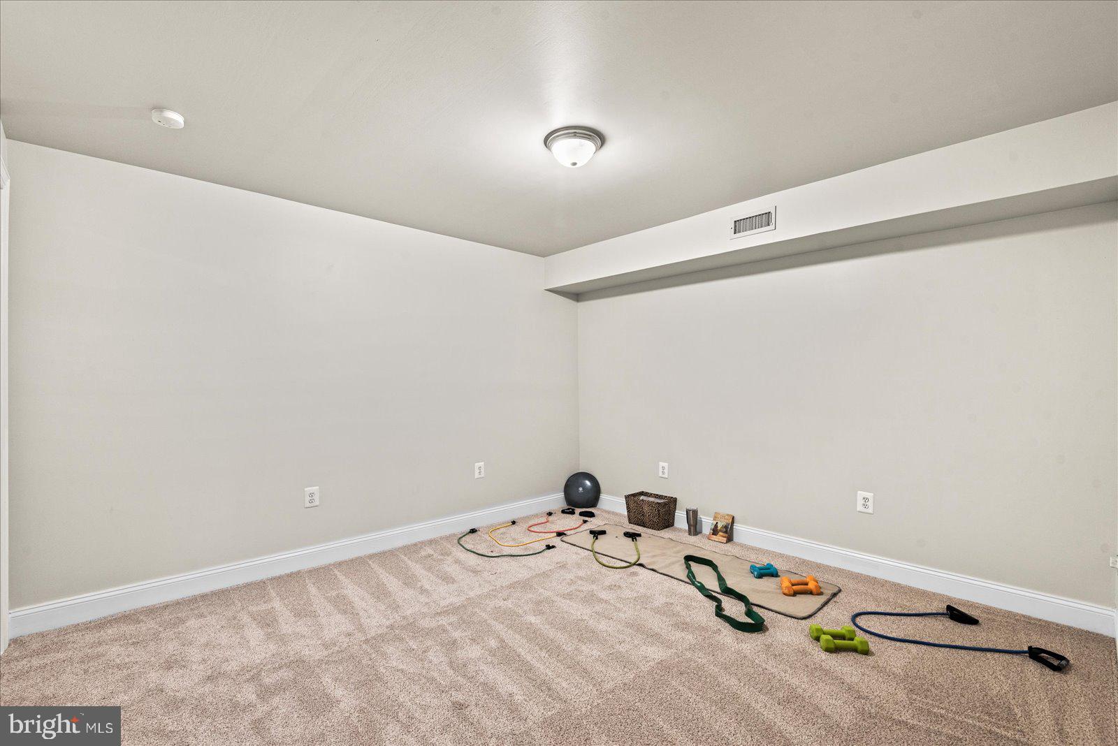 SLEEPY HOLLOW - Residential