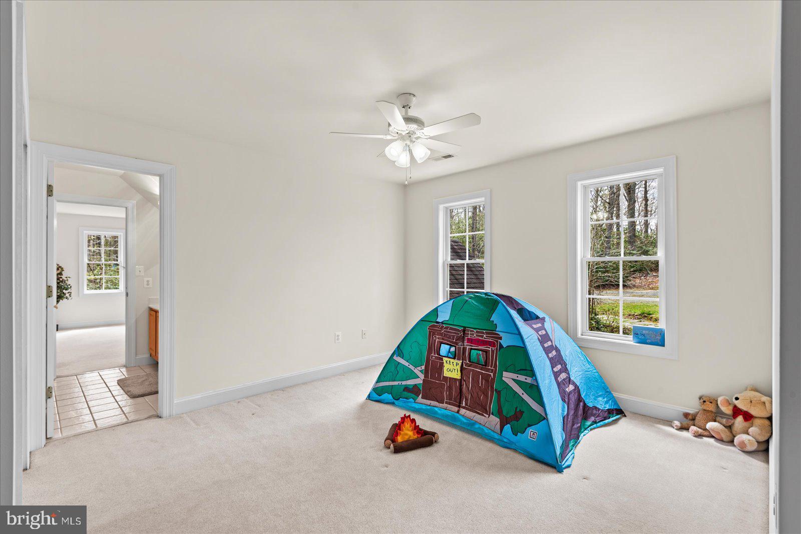 SLEEPY HOLLOW - Residential