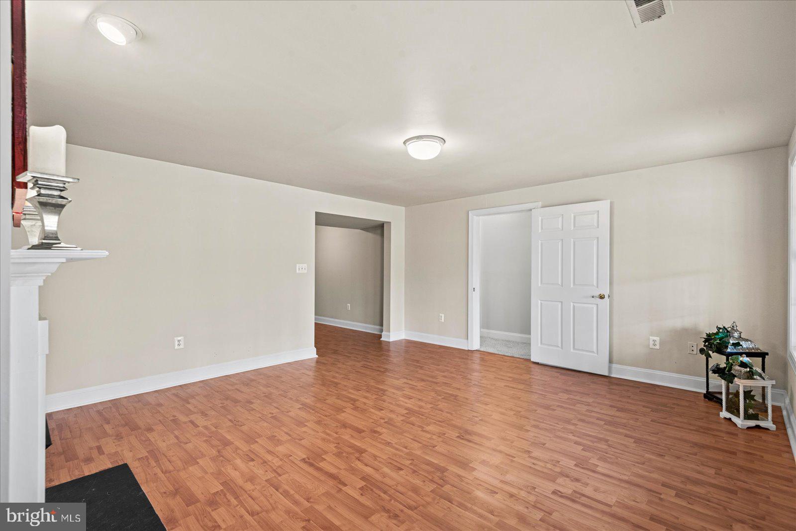 SLEEPY HOLLOW - Residential