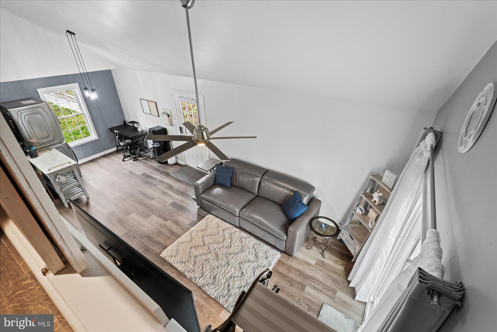 SLEEPY HOLLOW - Residential