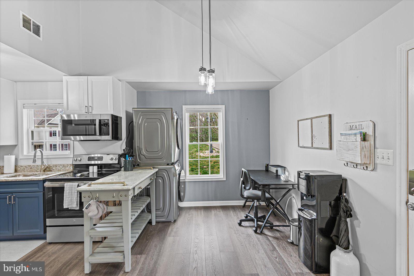 SLEEPY HOLLOW - Residential