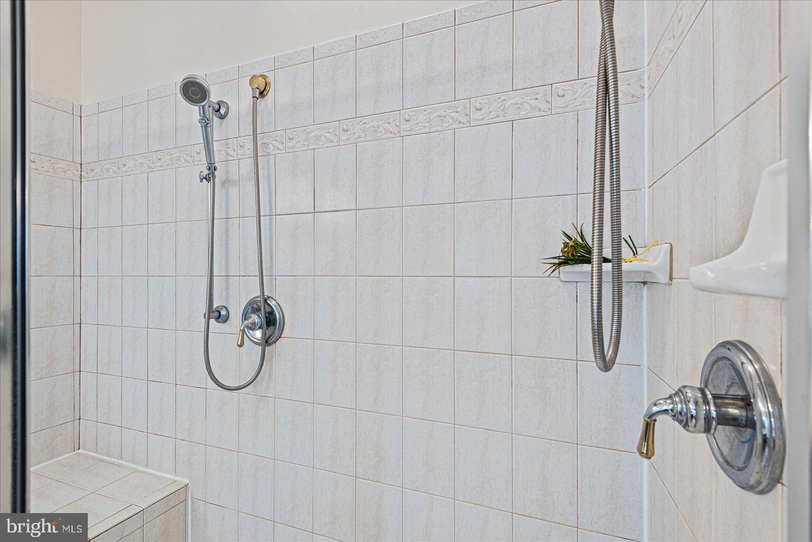 SLEEPY HOLLOW - Residential