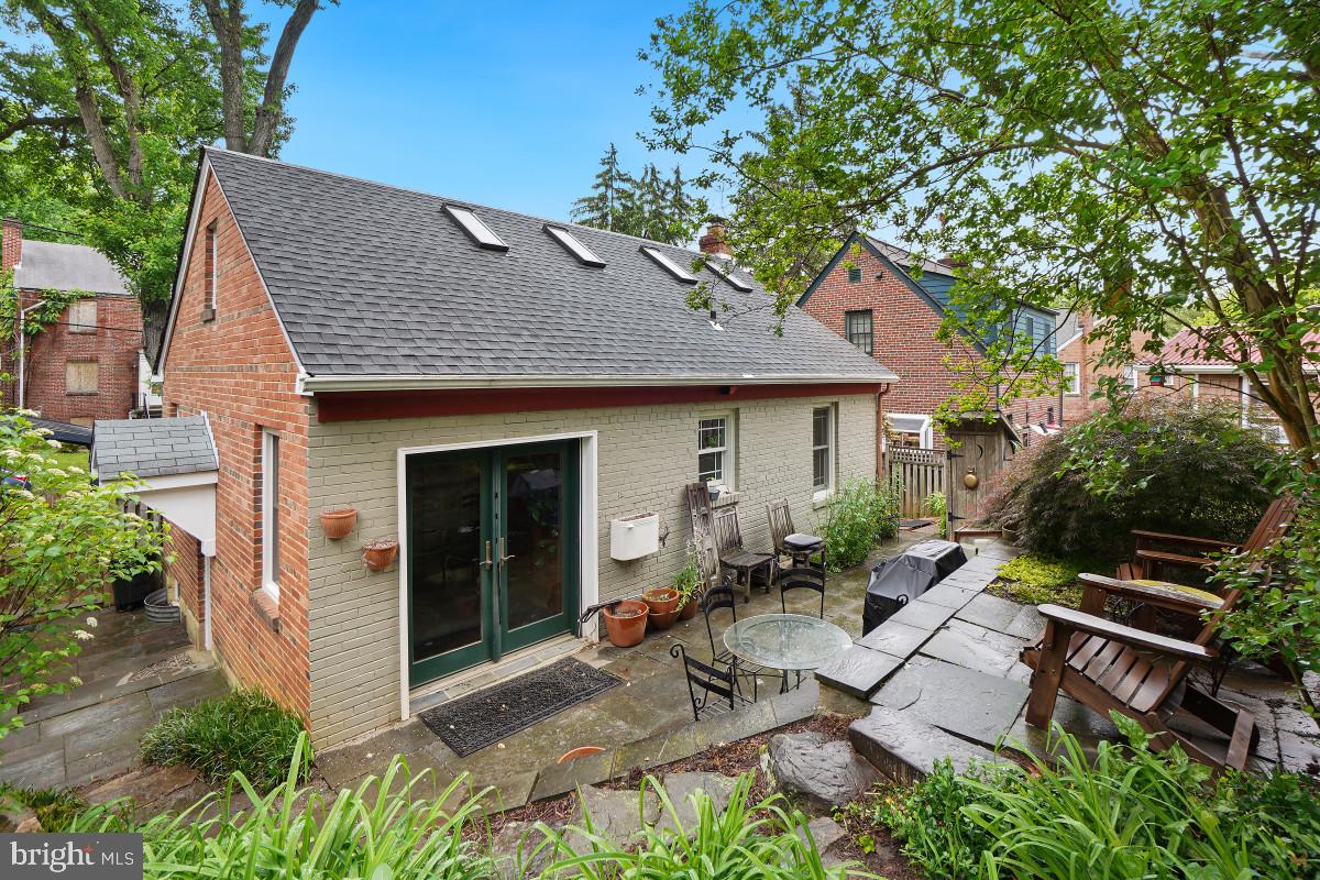 TAKOMA PARK - Residential