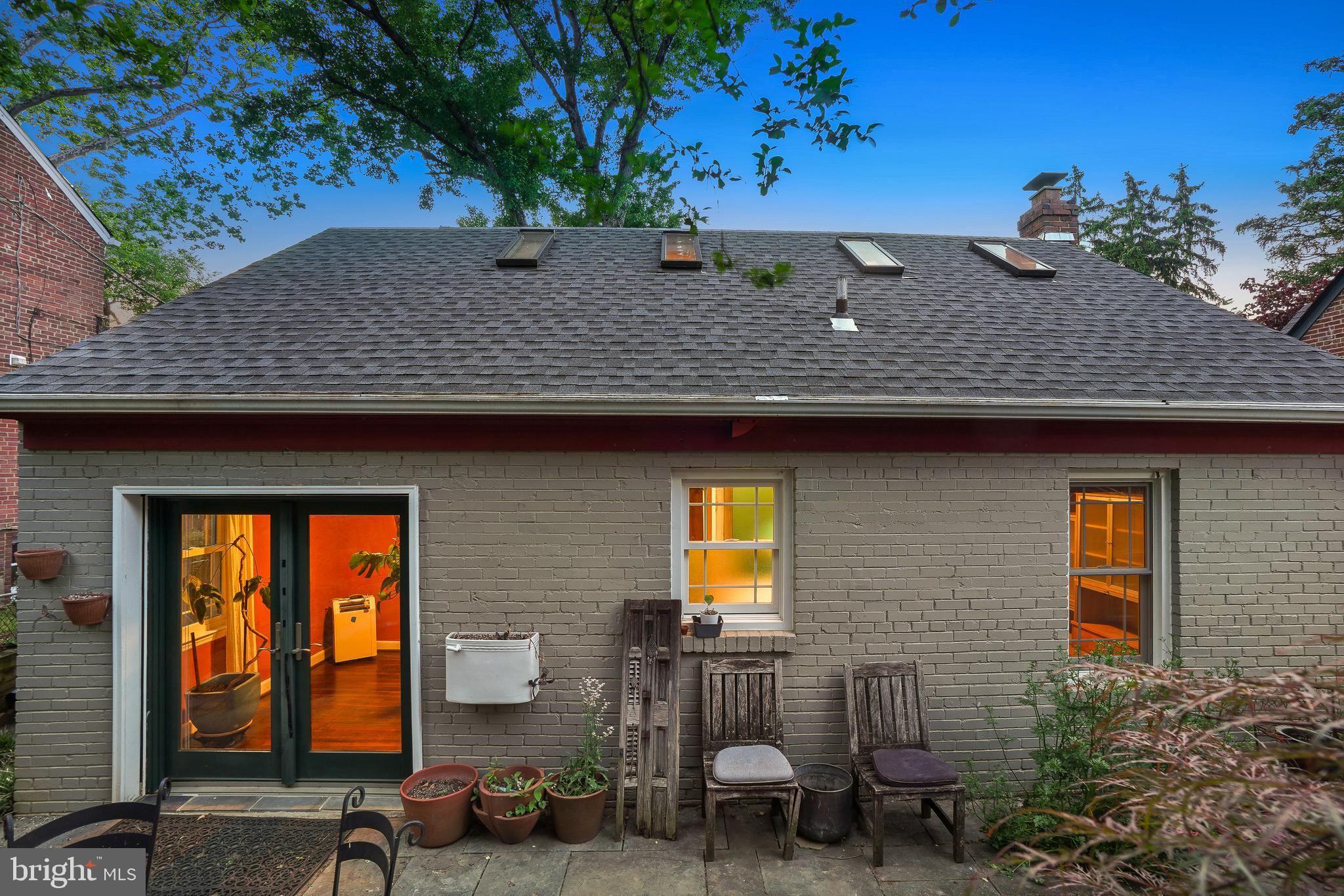 TAKOMA PARK - Residential