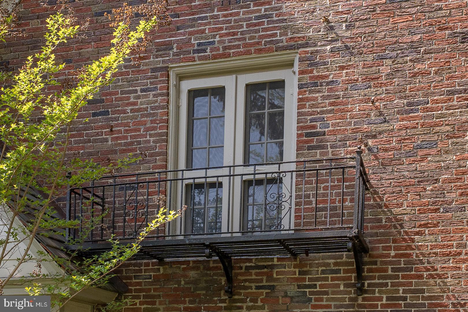 DEEPDALE - Residential