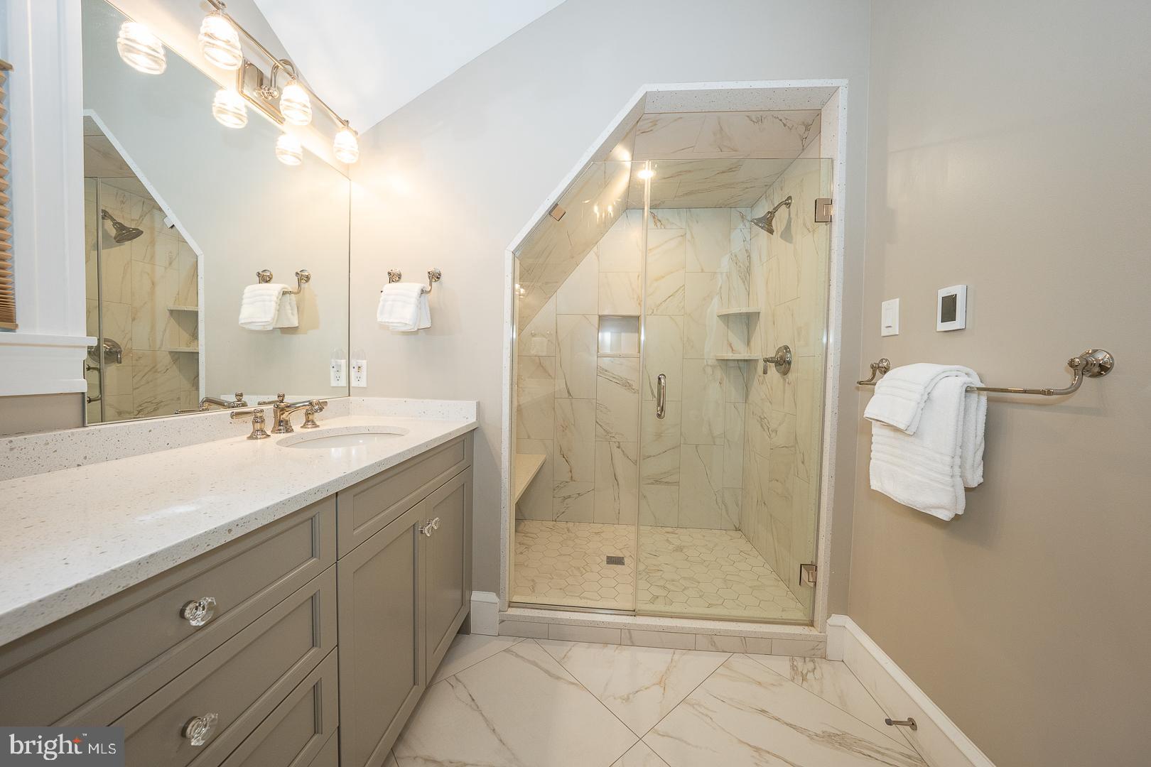 DEEPDALE - Residential