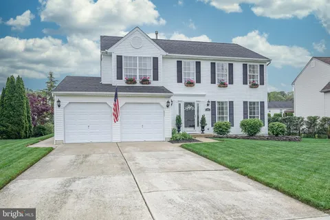 12 Sayre Drive, Sicklerville, NJ MLS: NJCD2087836