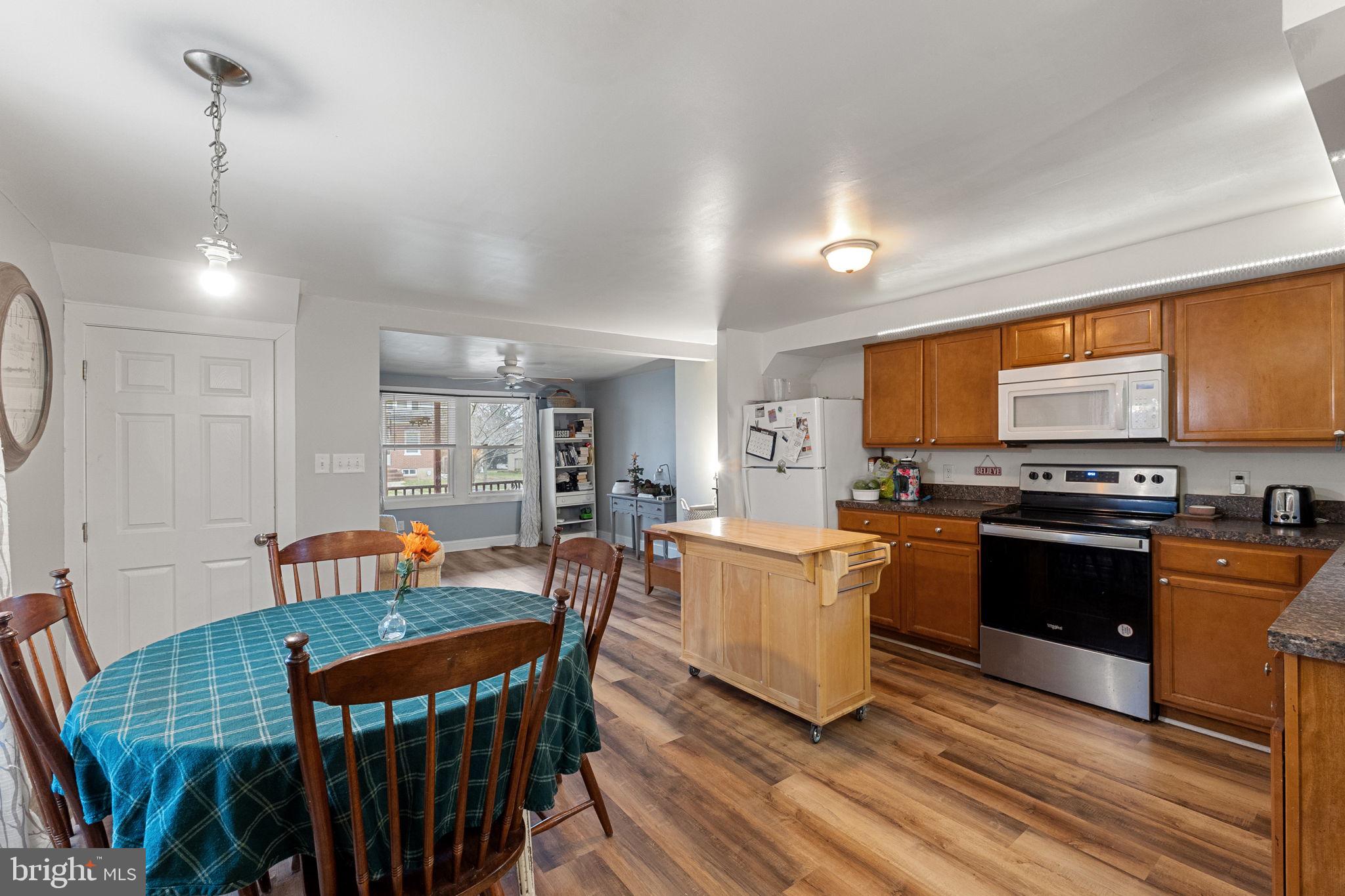 ORCHARD TERR/PLUMLY - Residential