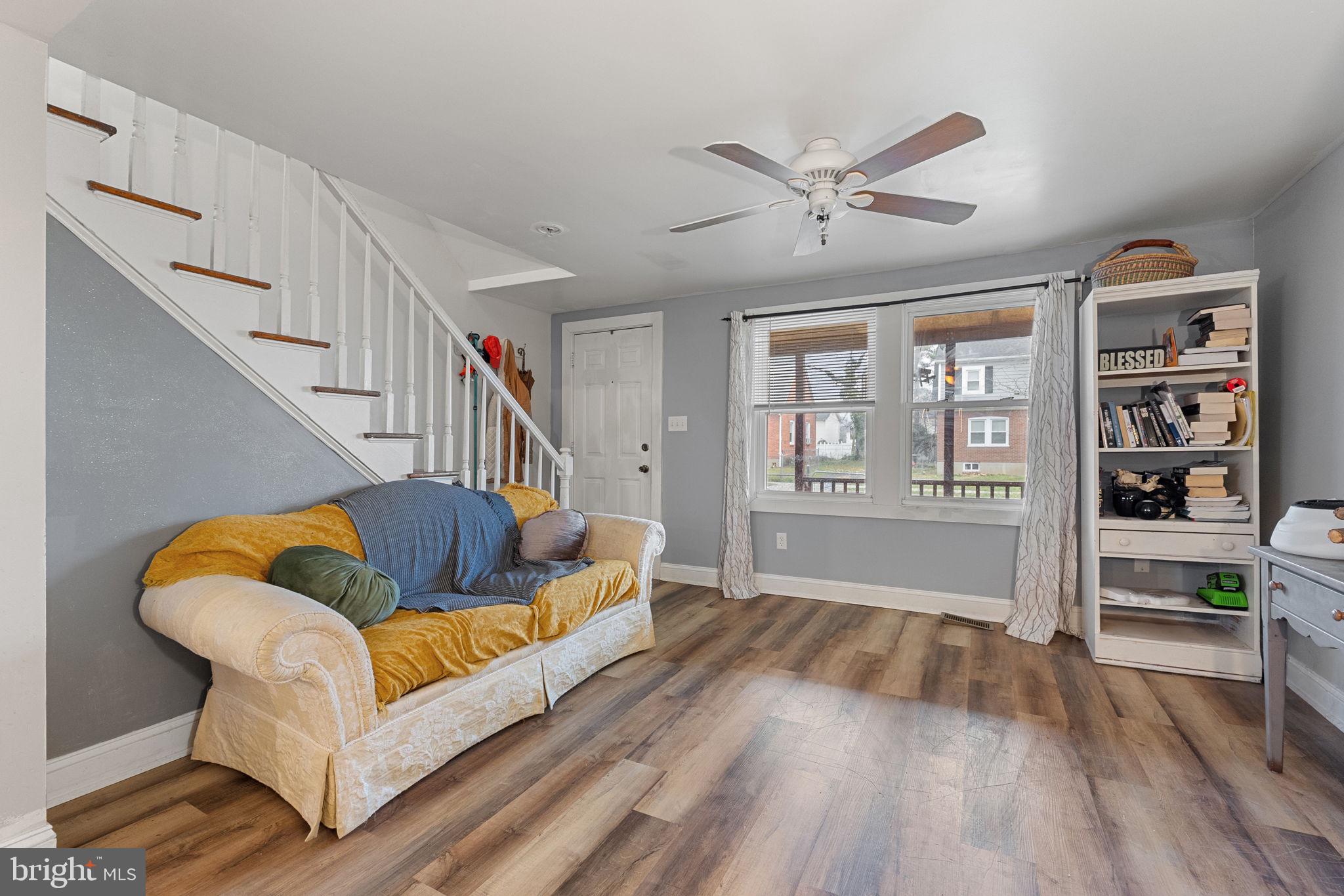 ORCHARD TERR/PLUMLY - Residential