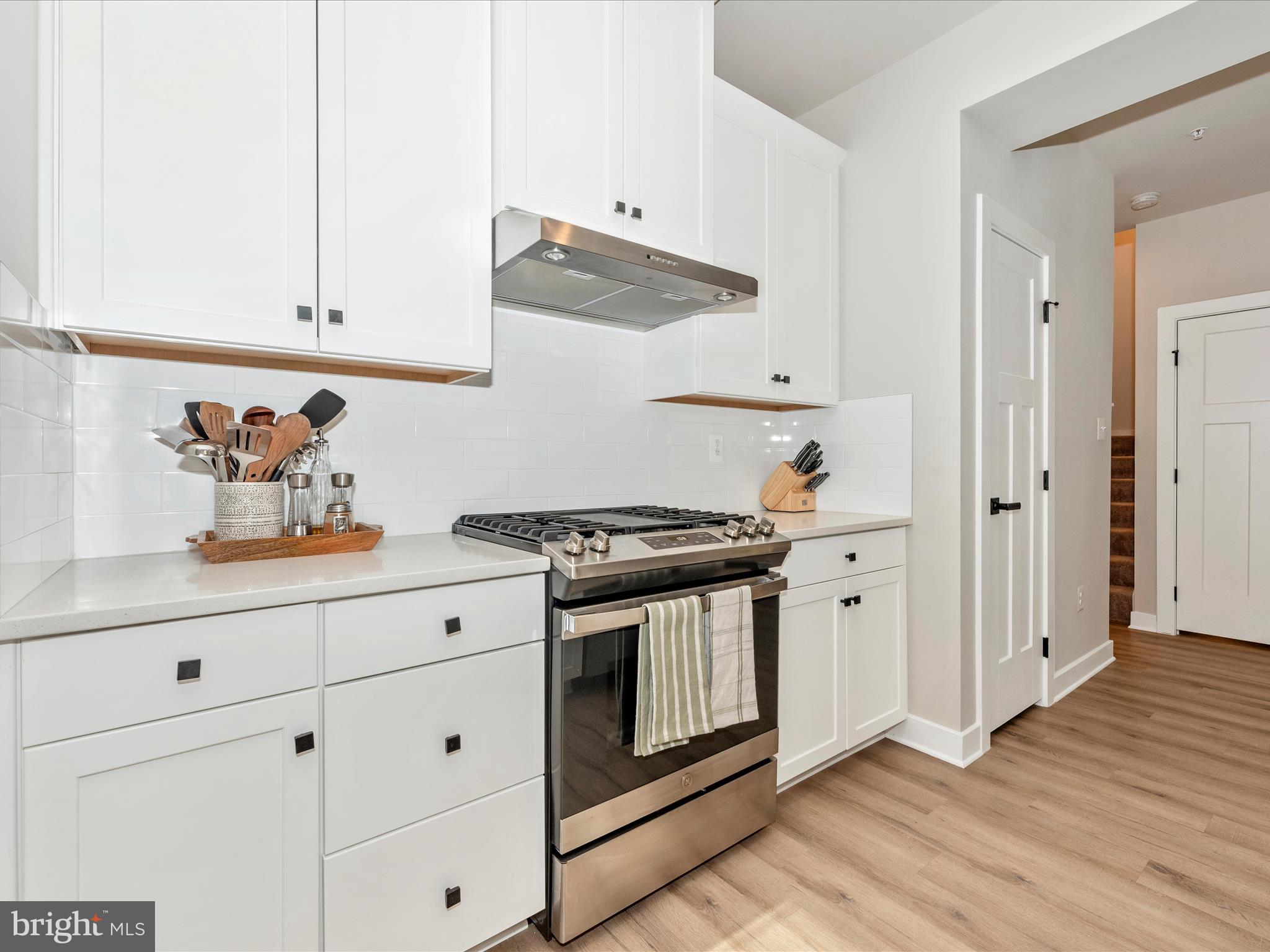 LAKE LINGANORE - Residential