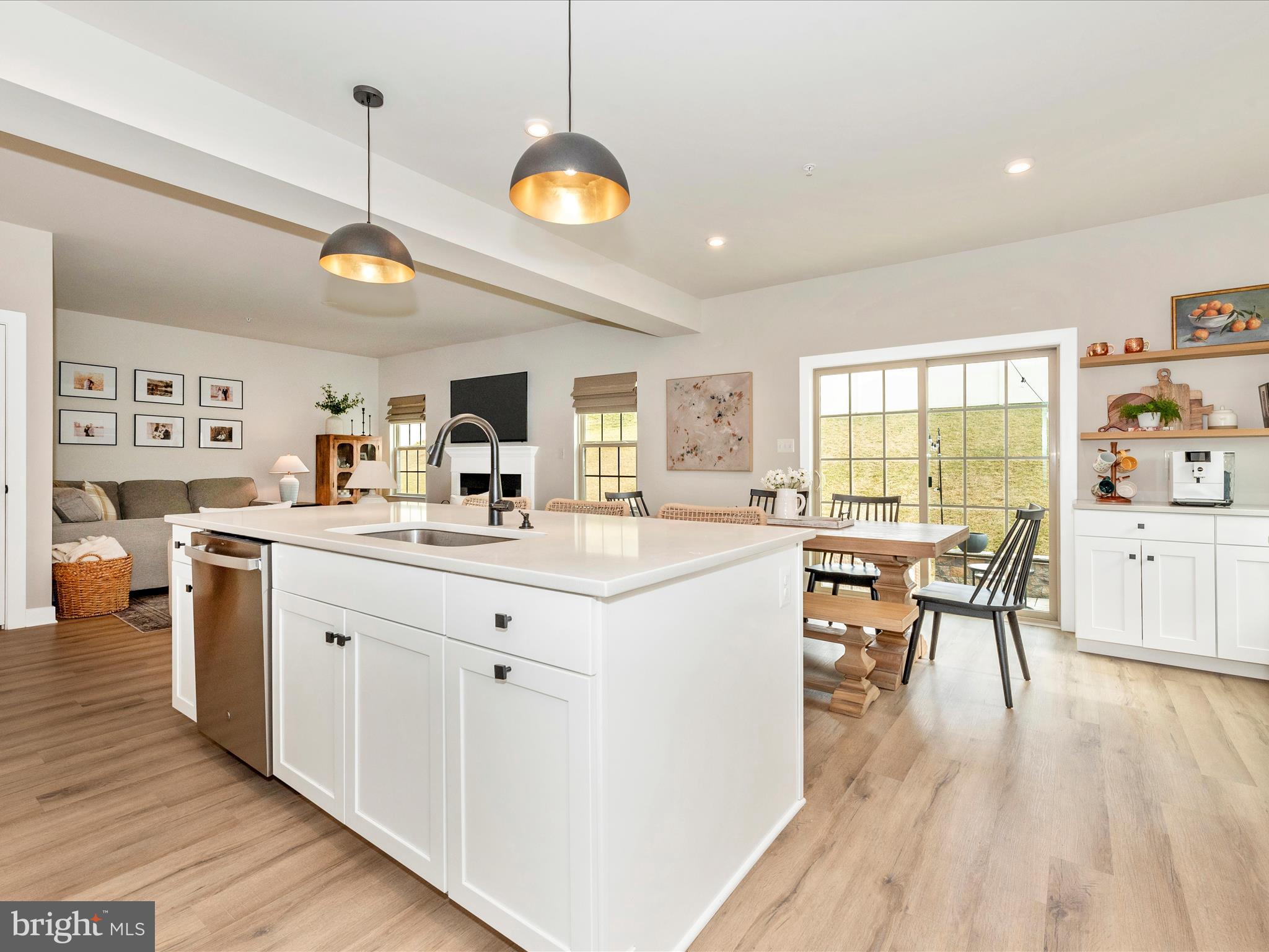 LAKE LINGANORE - Residential