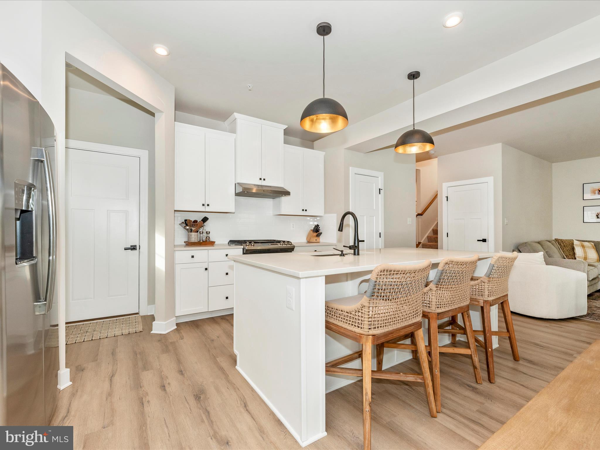 LAKE LINGANORE - Residential