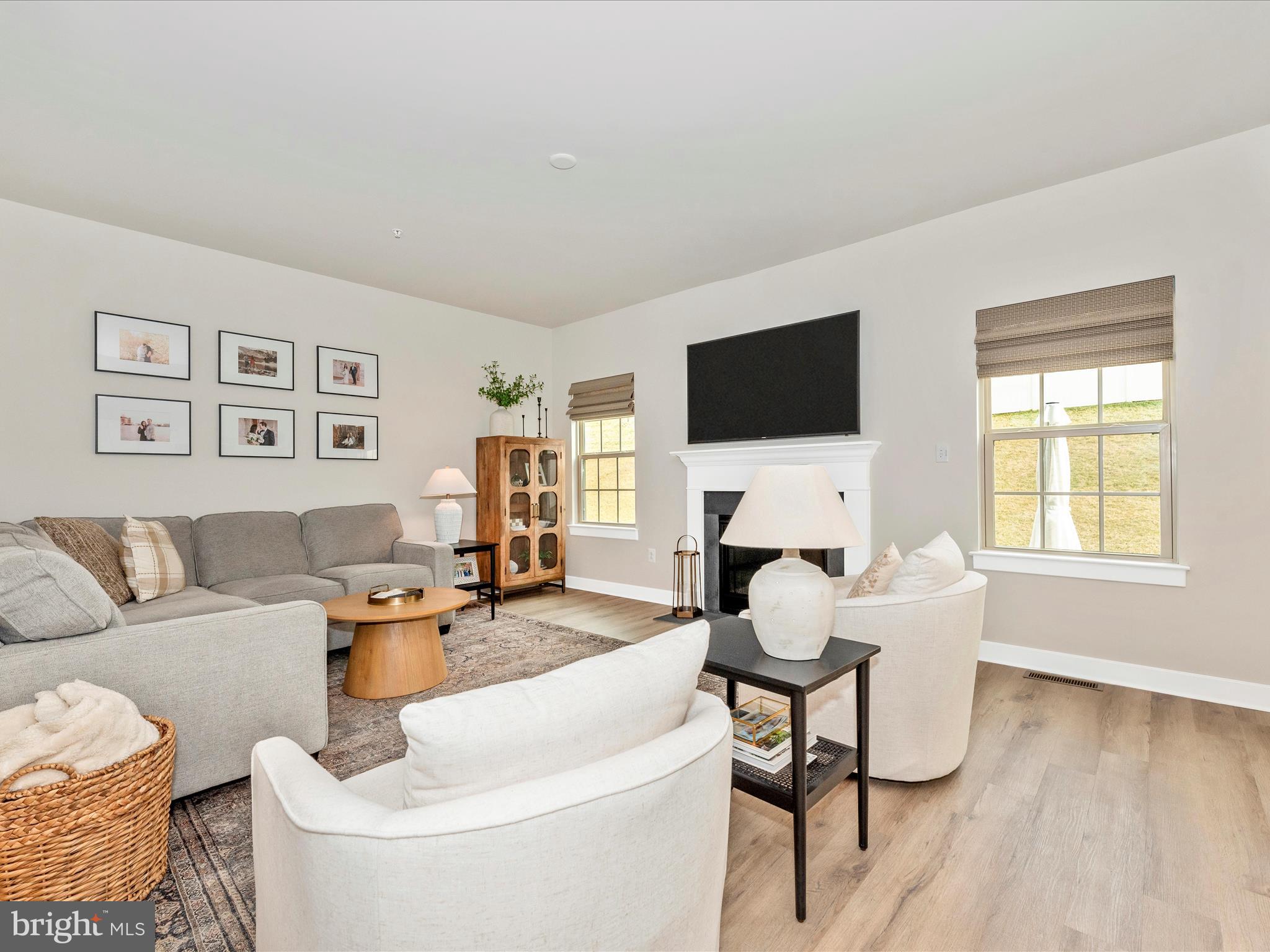 LAKE LINGANORE - Residential