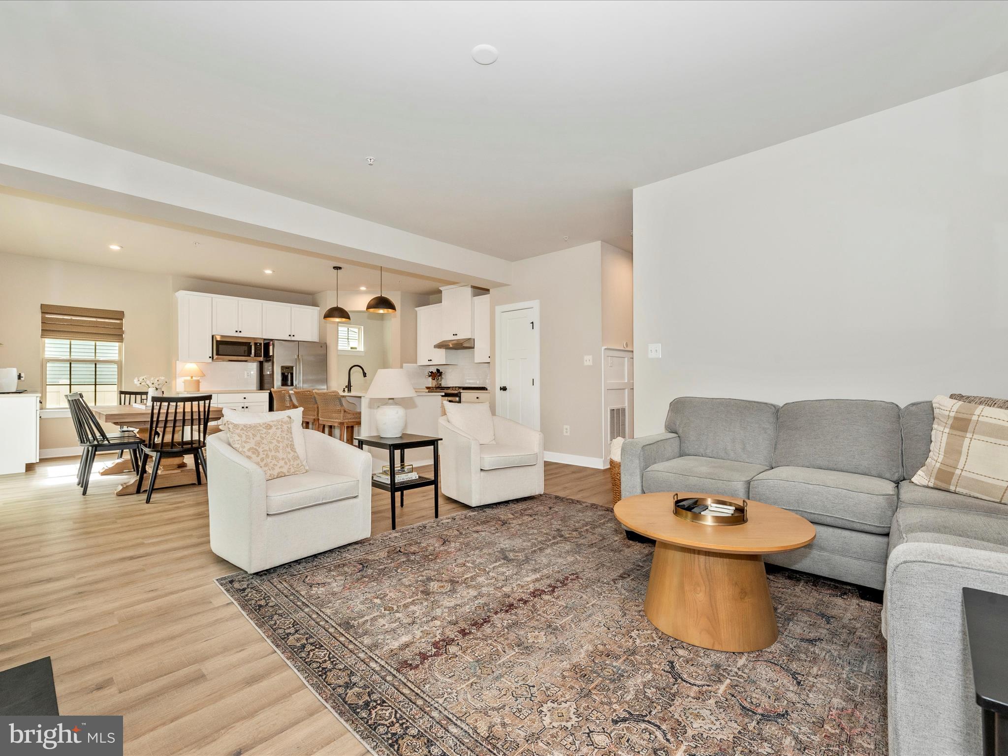 LAKE LINGANORE - Residential