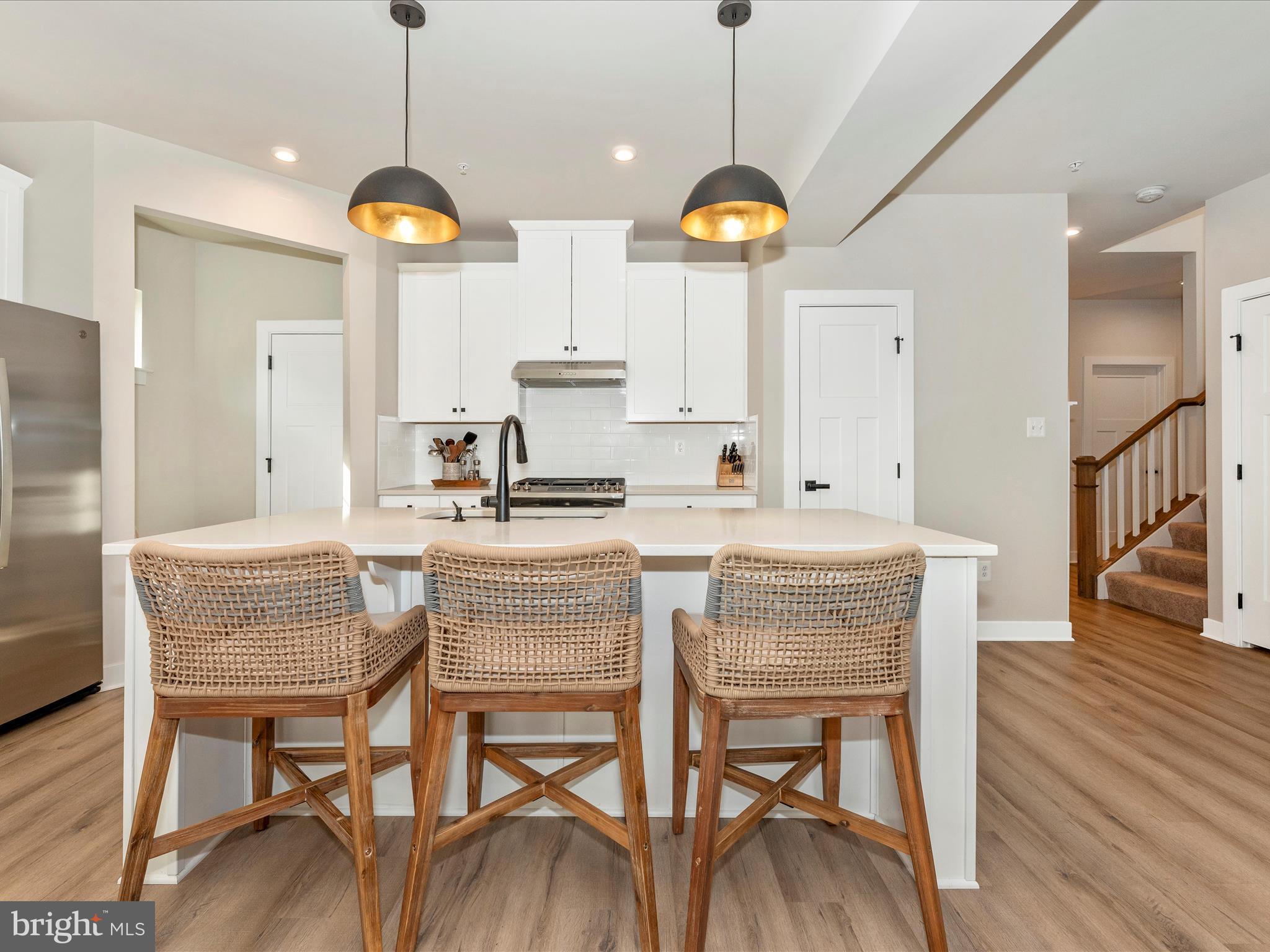 LAKE LINGANORE - Residential