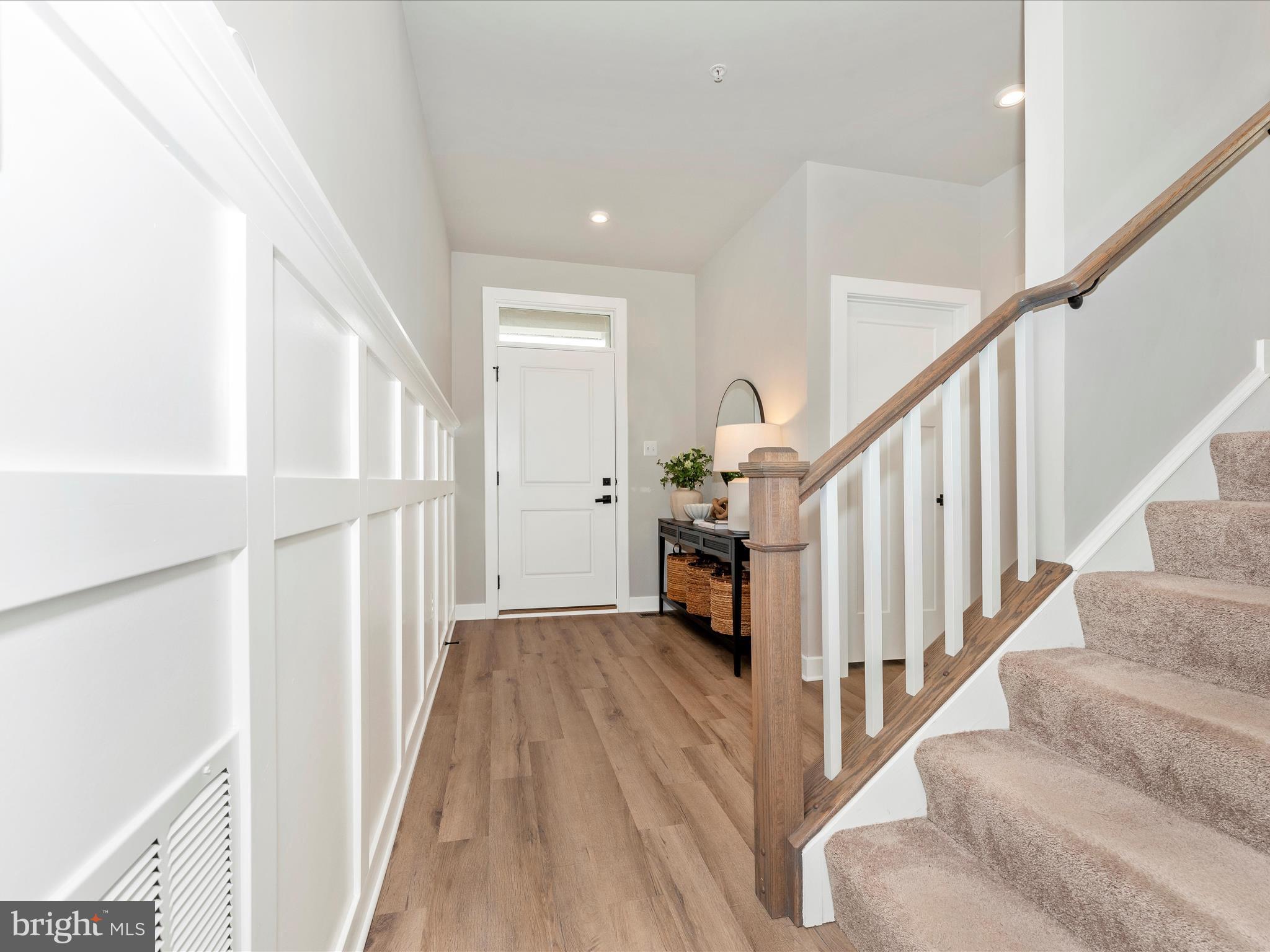 LAKE LINGANORE - Residential