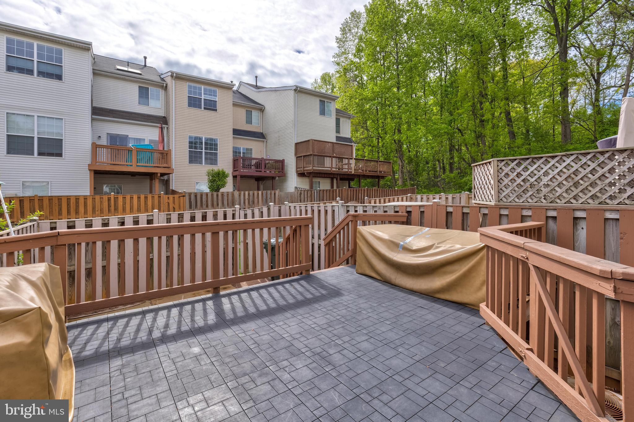 TOWNES AT FAIR LAKES GLEN - Residential Lease