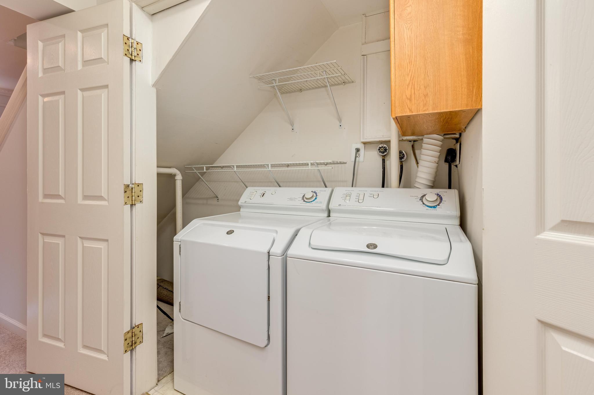 TOWNES AT FAIR LAKES GLEN - Residential Lease