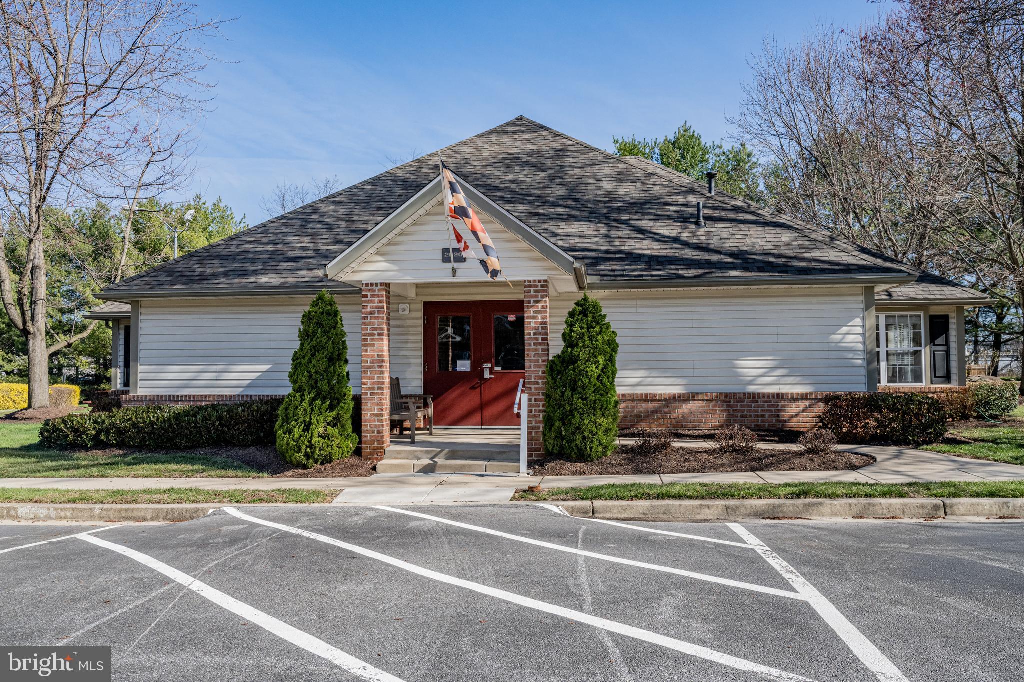 WINIFRED MANOR - Residential