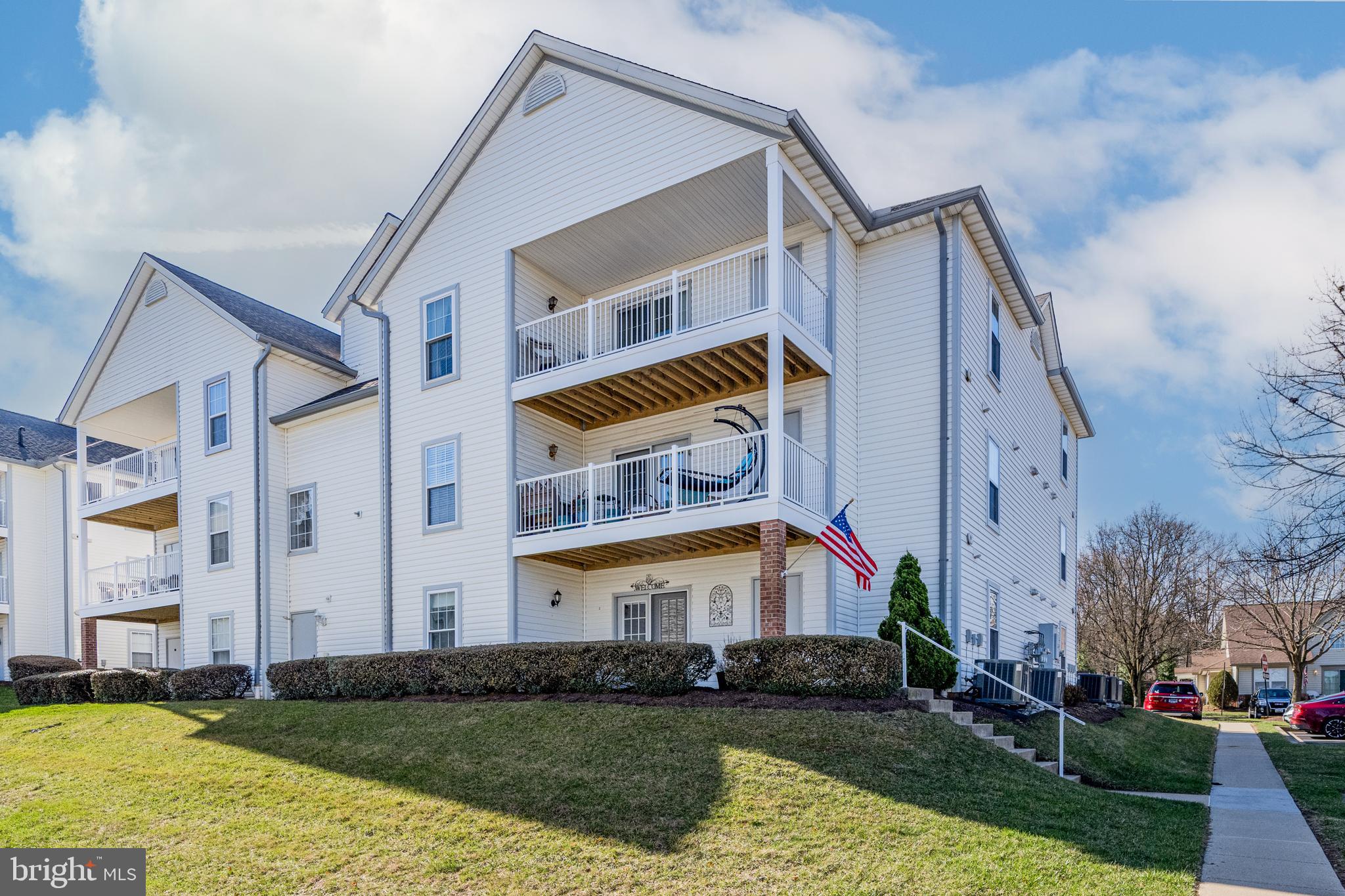 WINIFRED MANOR - Residential