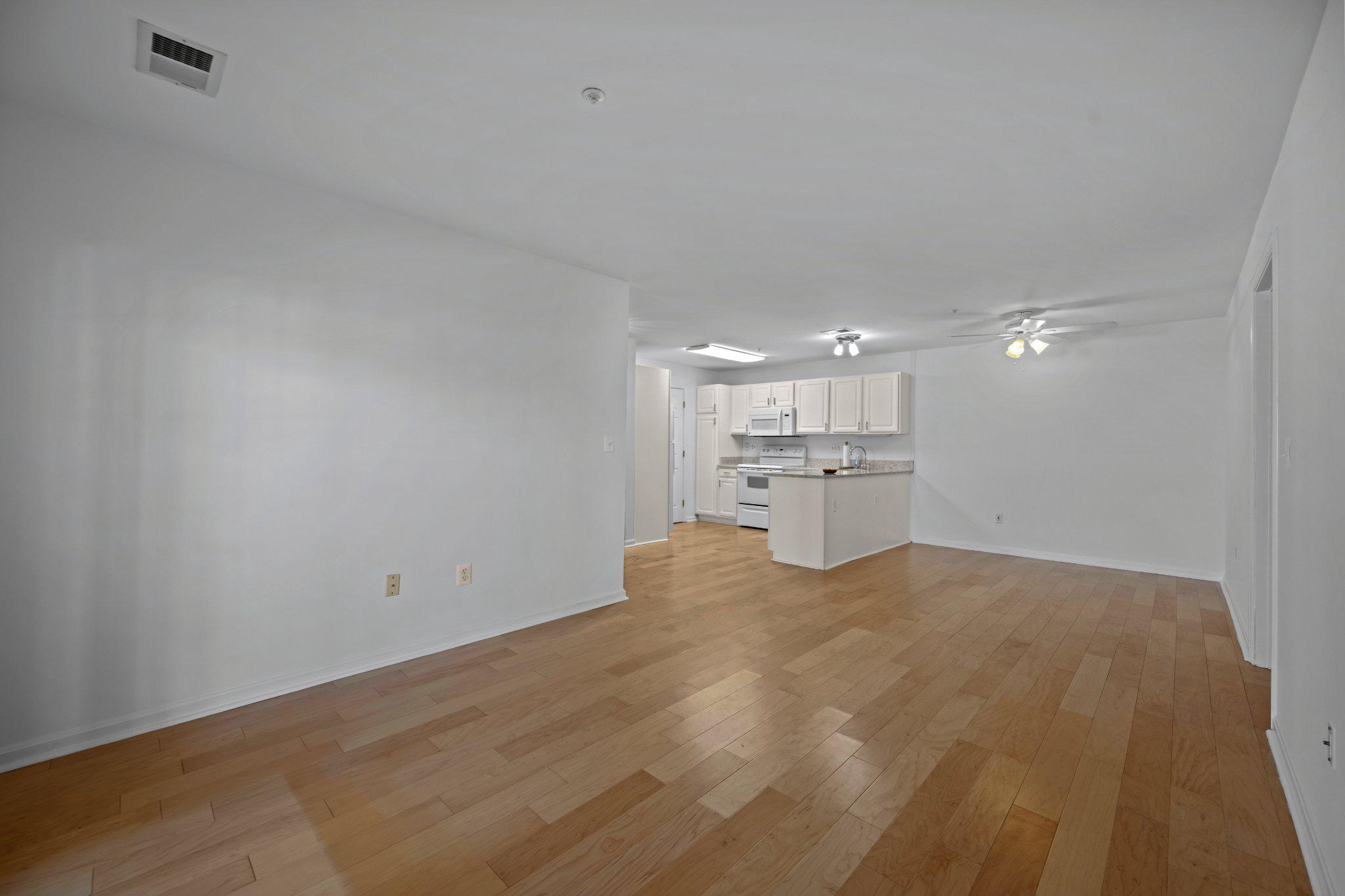 WINIFRED MANOR - Residential