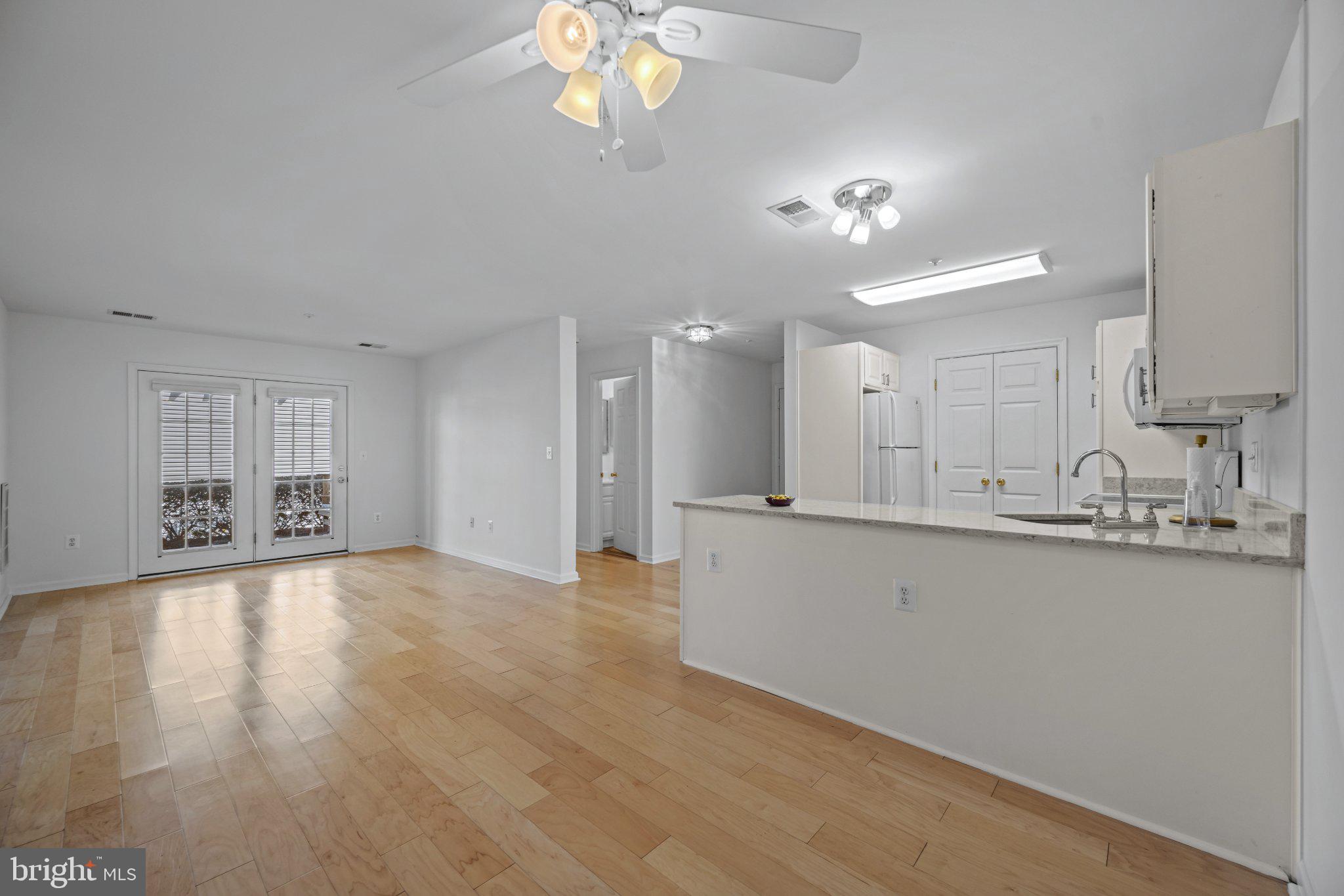 WINIFRED MANOR - Residential